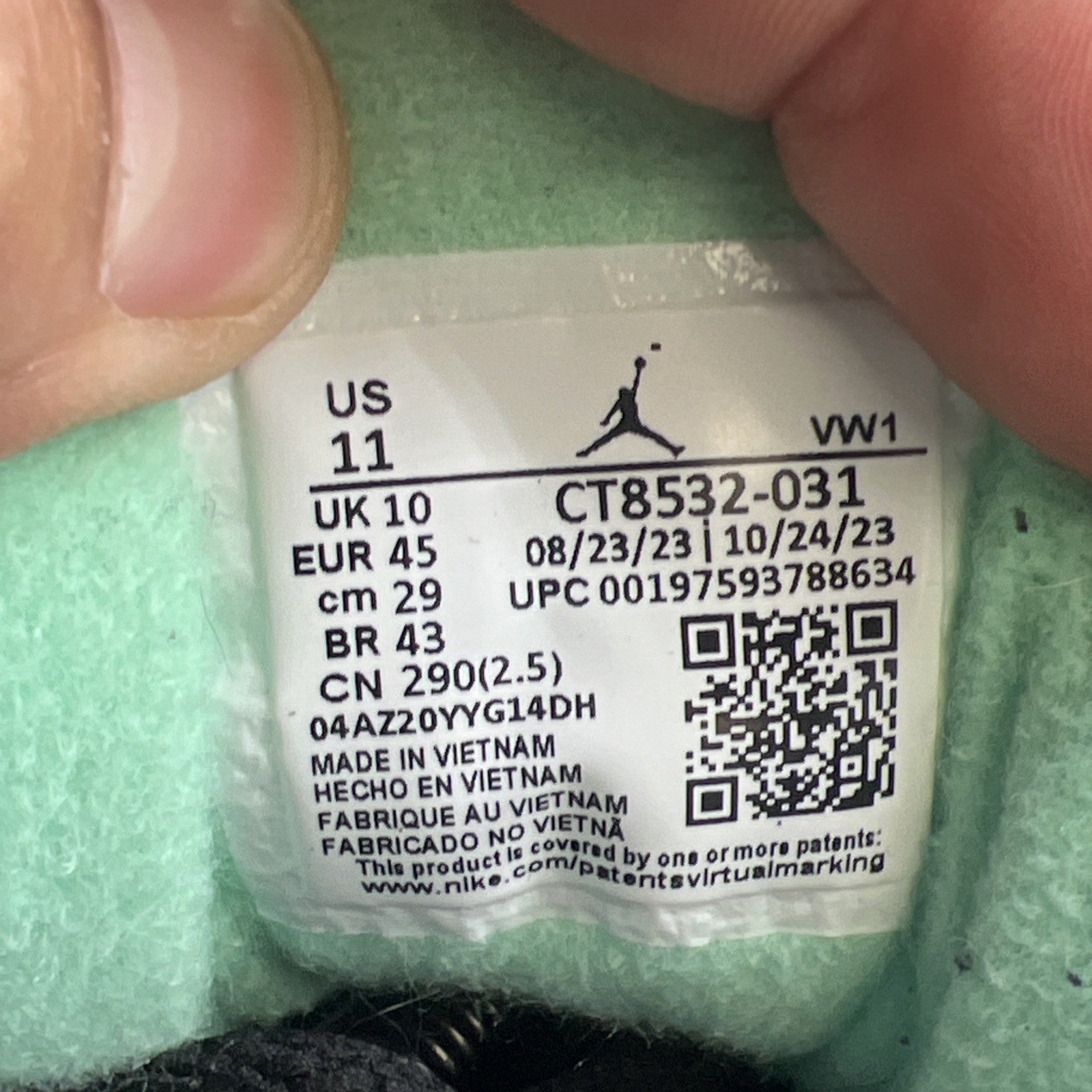 Size 11 - Air Jordan 3 Retro Green Glow (CT8532-031)