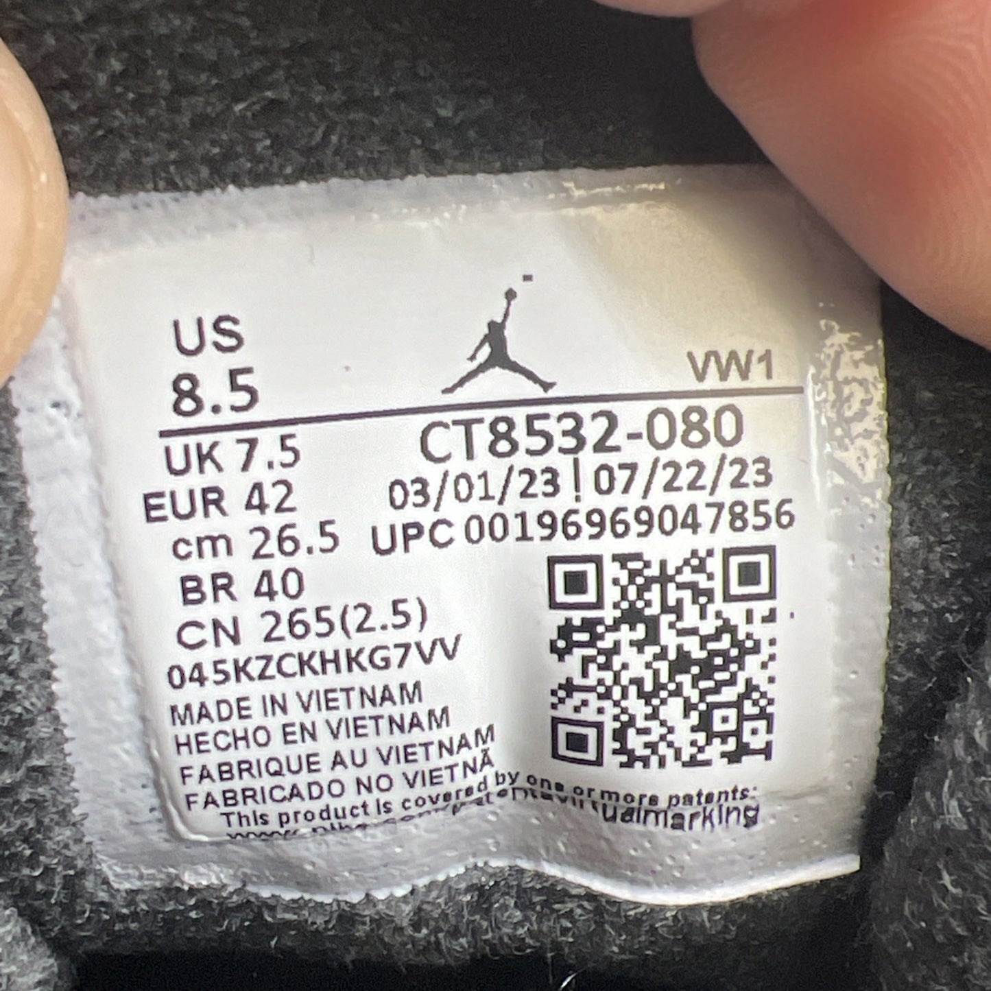 Size 8.5 - Air Jordan 3 Retro 2023 Mid Fear (CT8532-080)