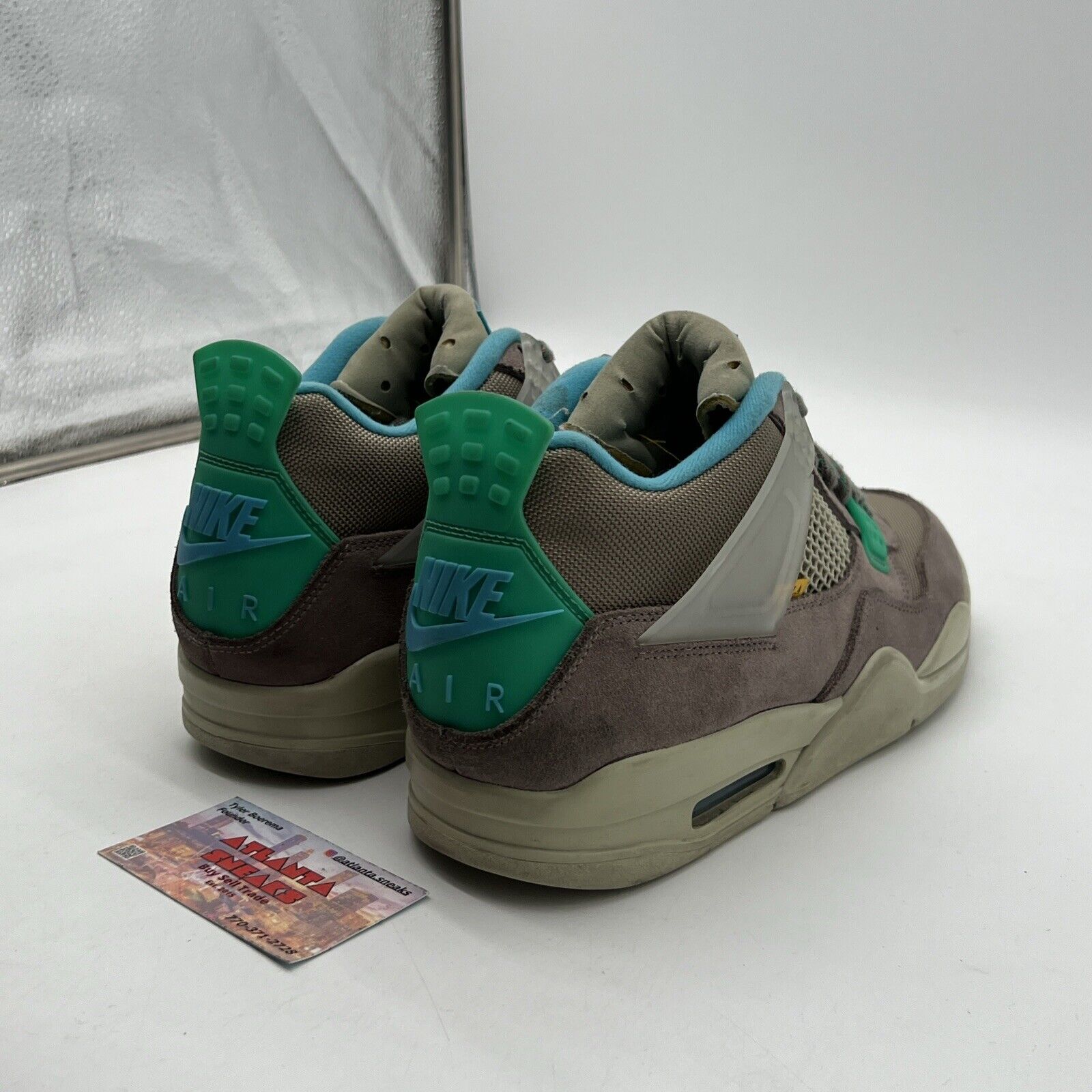 Size 10.5 - Union LA x Air Jordan 4 Retro Taupe Haze Grey Suede (DJ5718-242)