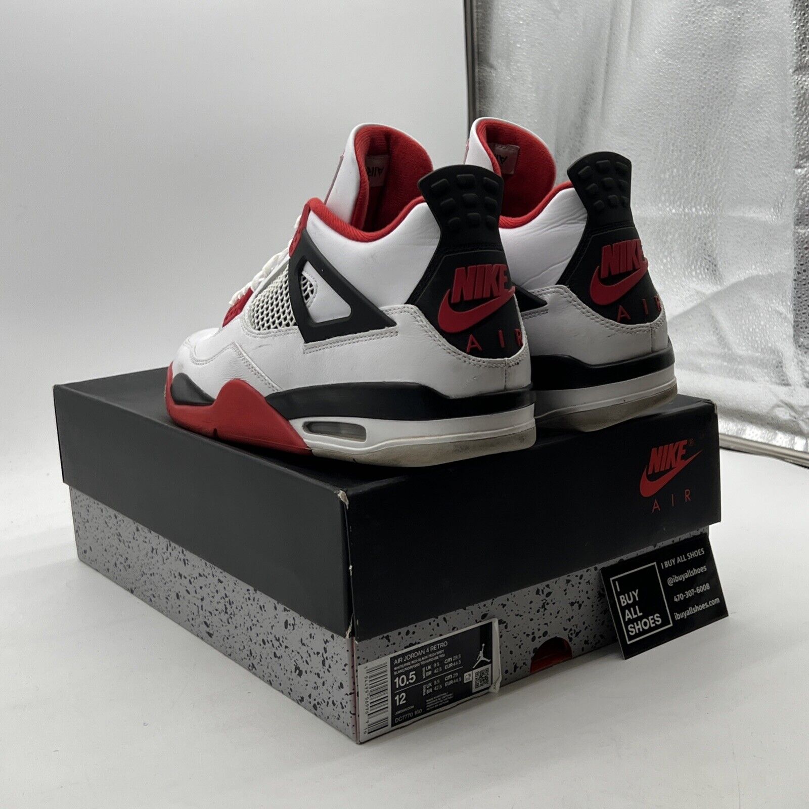 Size 10.5 - Air Jordan 4 Retro OG Mid Fire Red (DC7770-160)