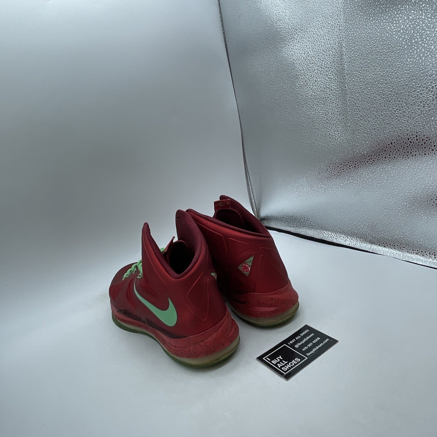 Size 10.5 - Nike LeBron 10 Christmas (541100-600)