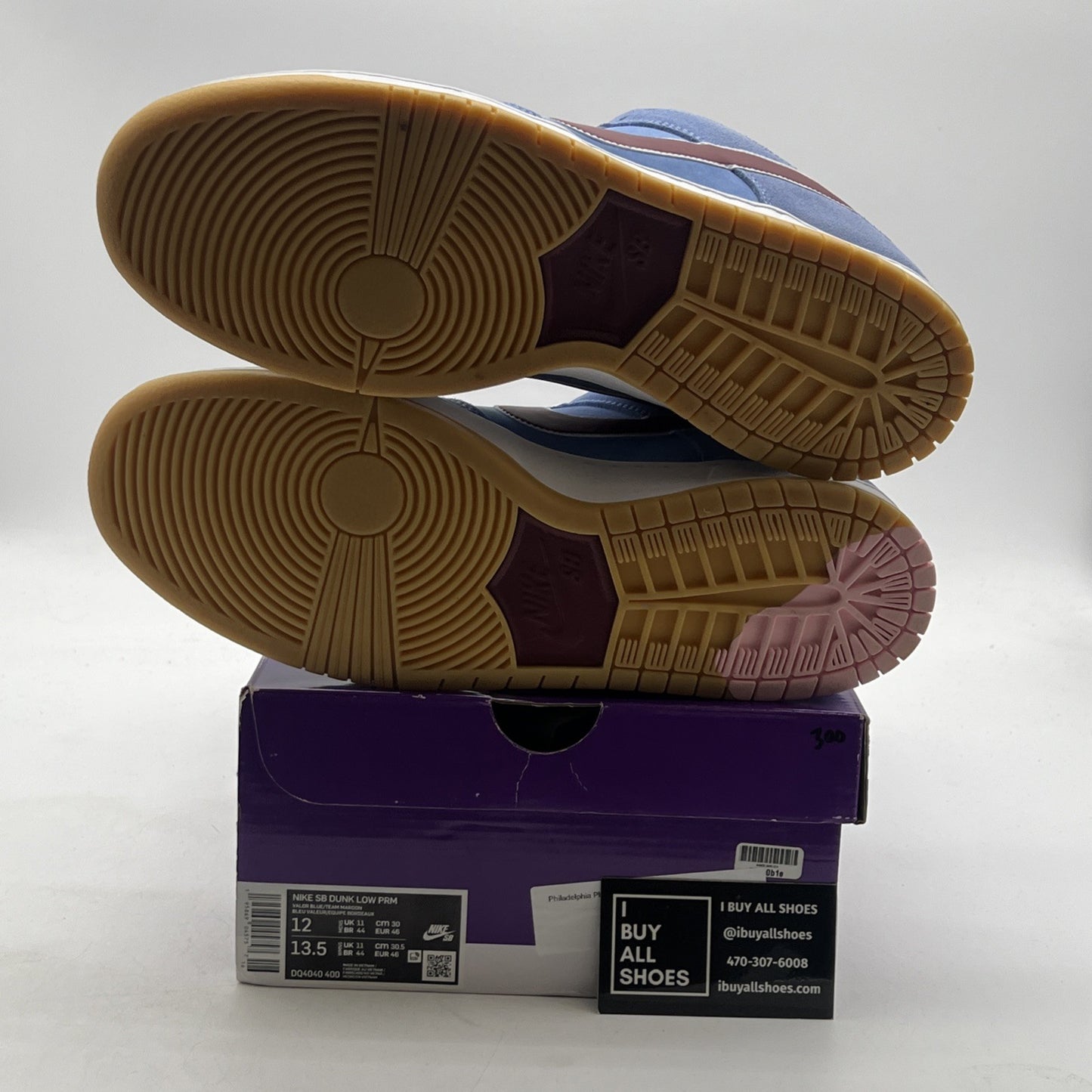 Size 12 - Nike SB Dunk Low Premium Philadelphia Phillies (DQ4040-400)