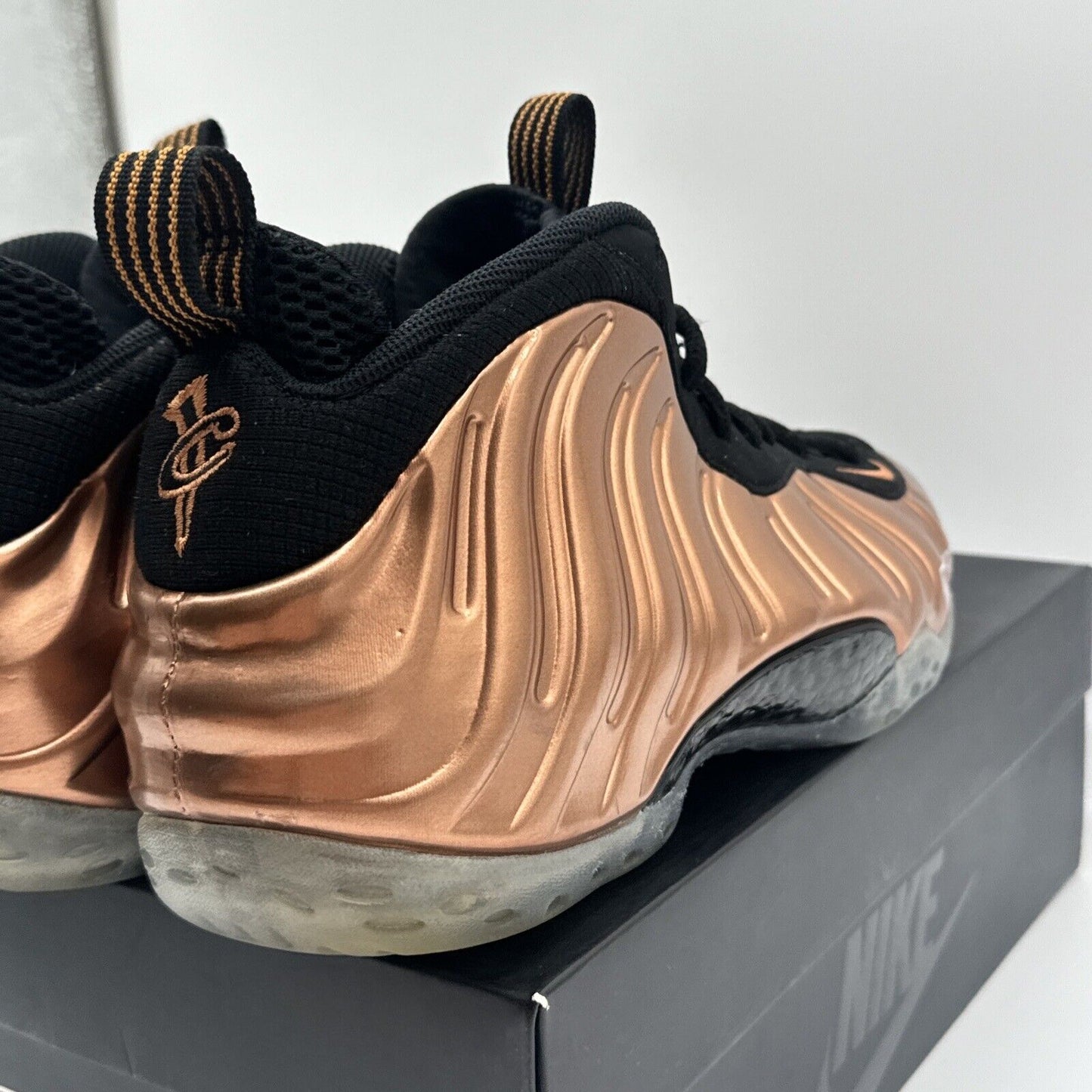 Size 9.5 - Nike Air Foamposite One Copper 2017 Carbon Icy Soles OG Box