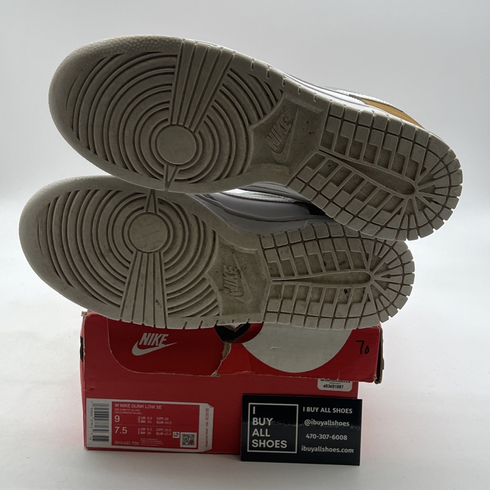 Size 9 - Nike Dunk SE Low Silver Gold Metallic W (DH4403-700)