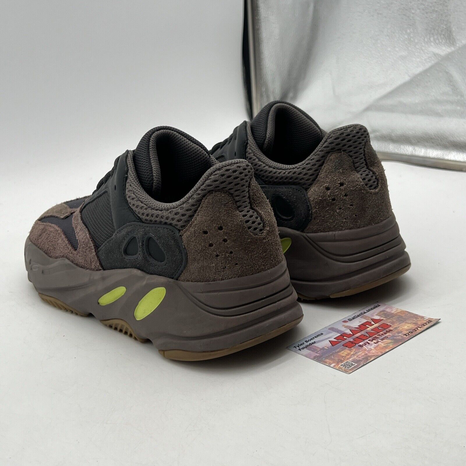 Size 9 - adidas Yeezy Boost 700 V1 Mauve Brown Black (EE9614)