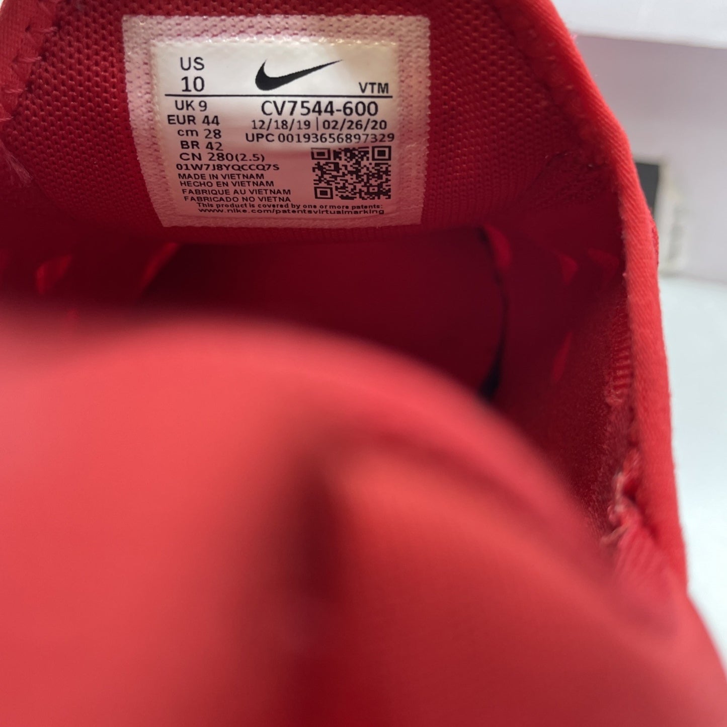 Size 10 - Nike Air Max 270 University Red (CV7544-600)