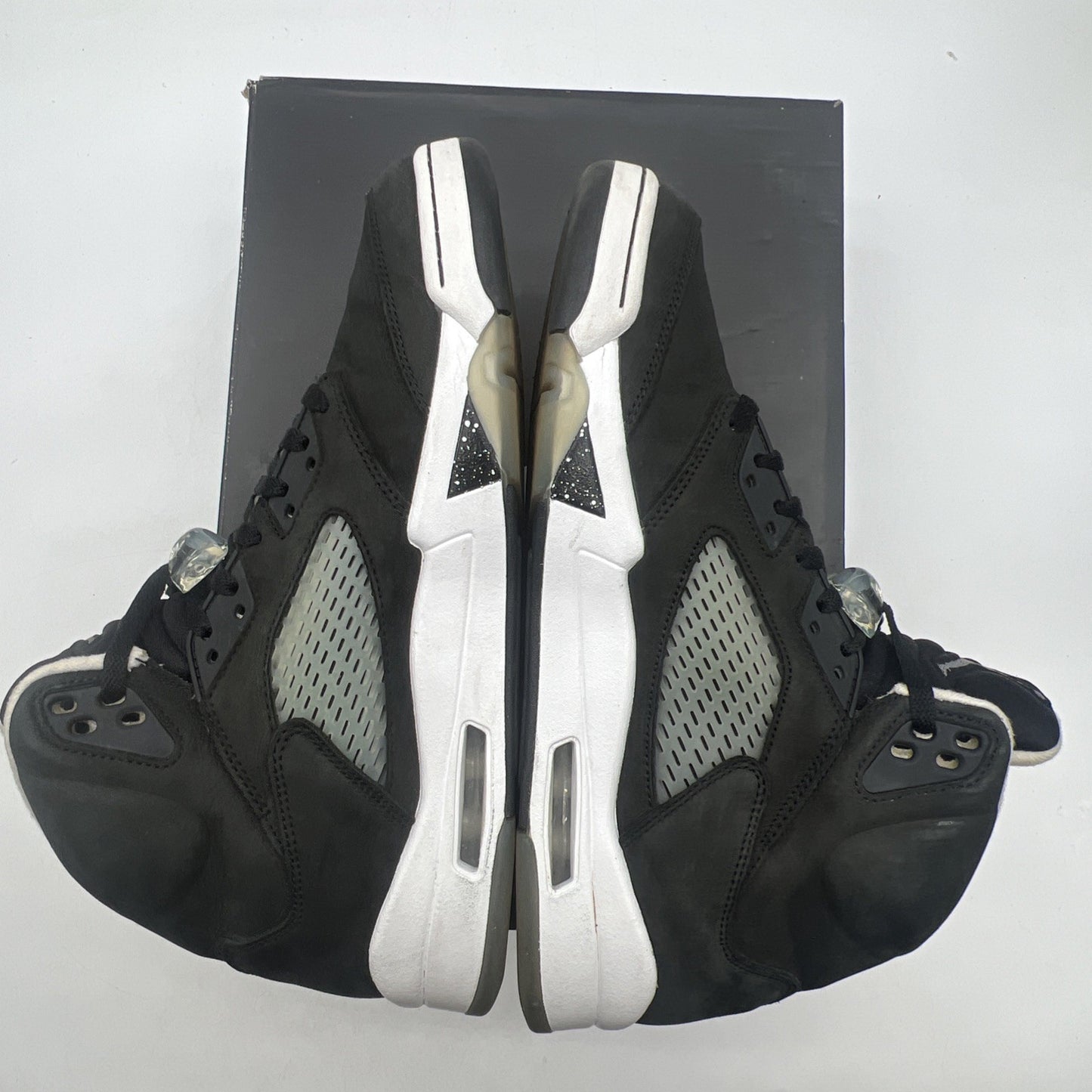 Size 11 - Air Jordan 5 Retro Mid Oreo (CT4838-011)