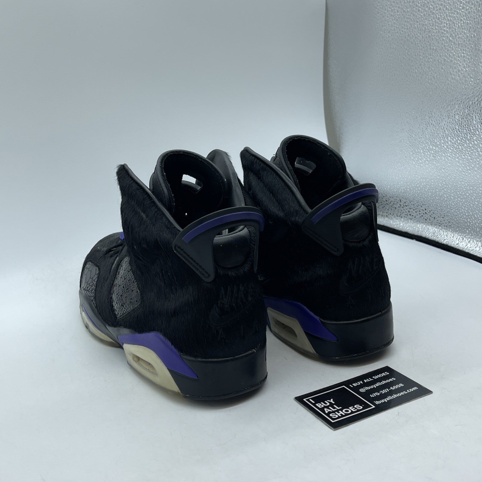 Size 10.5 - Social Status x Air Jordan 6 Retro Pony Hair Suede (AR2257-005)