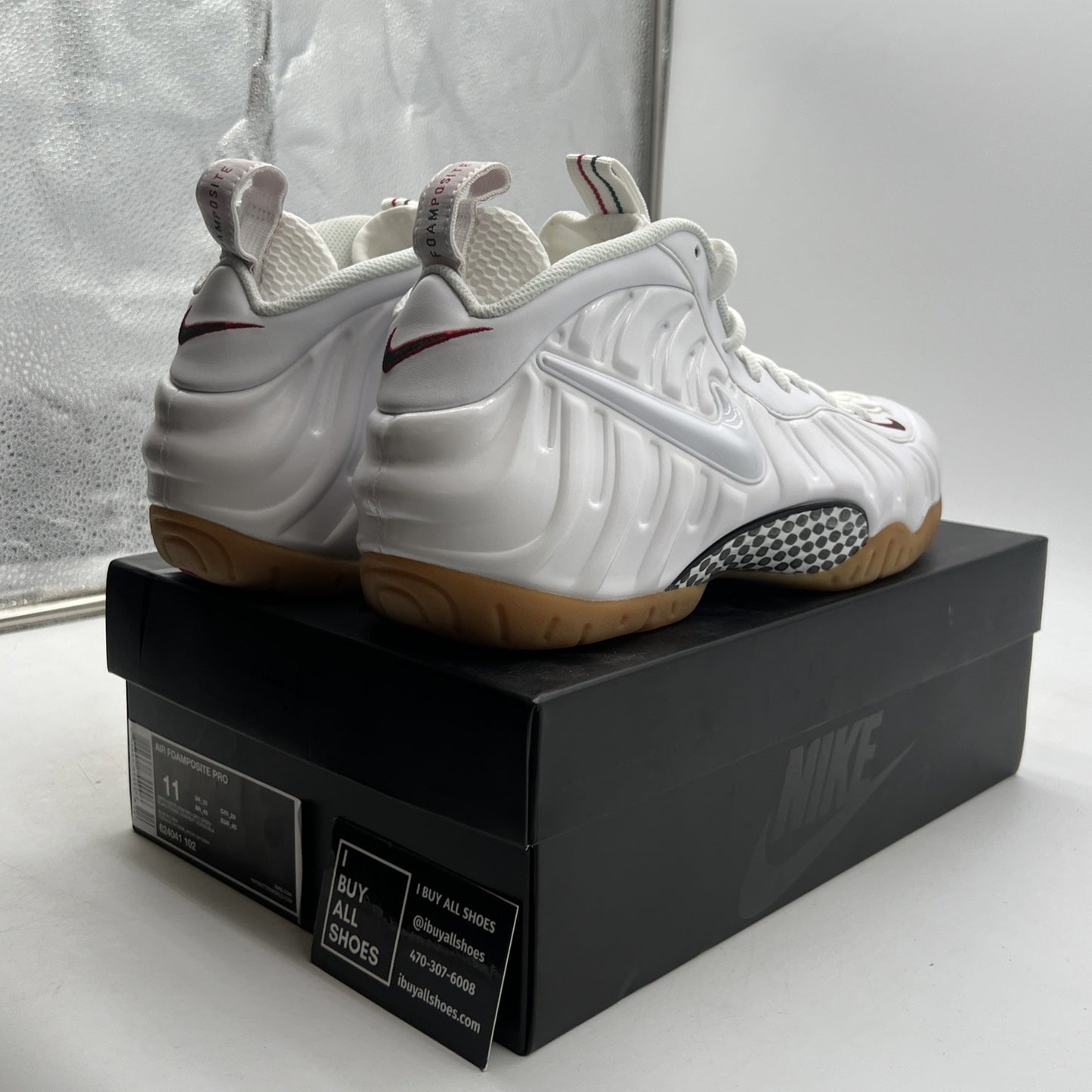 Size 11 - Nike Foamposite Pro Gucci - White (624041-102)
