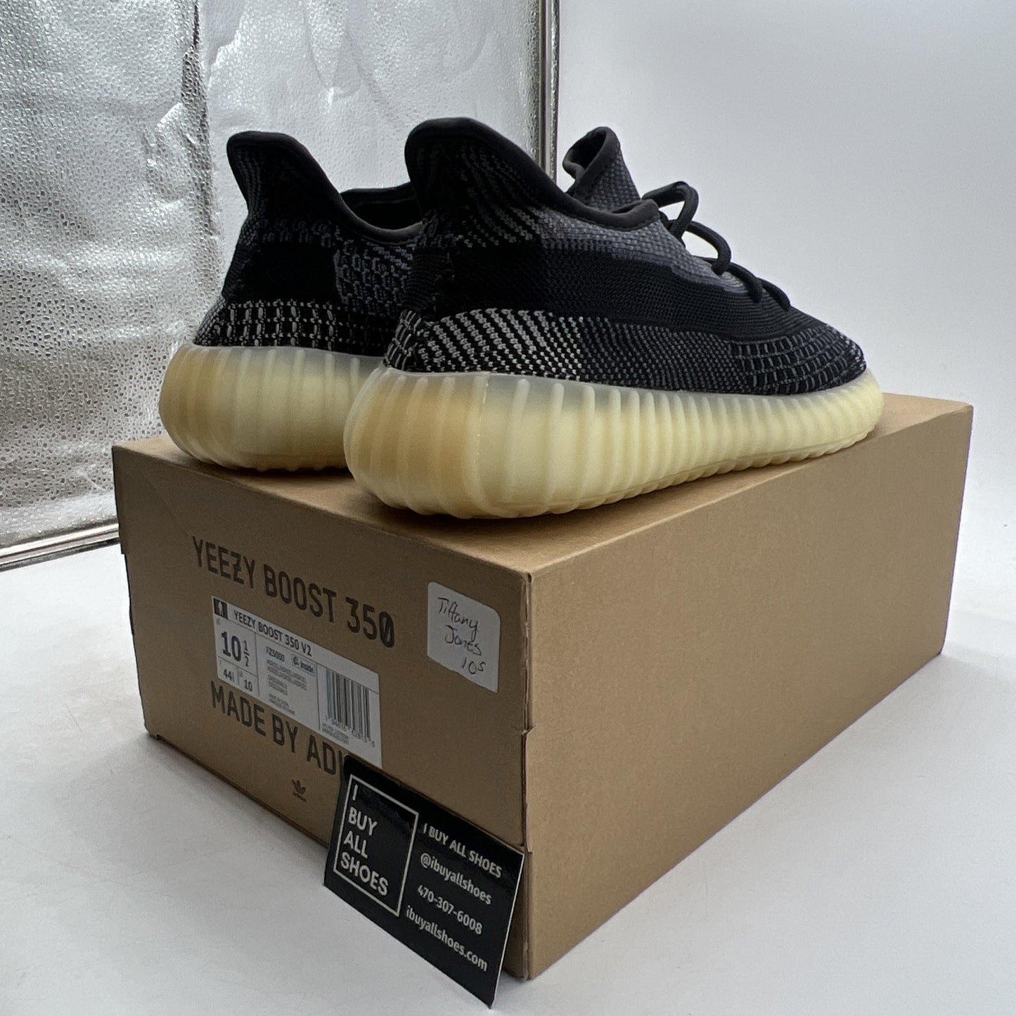 Size 10.5 - adidas Yeezy Boost 350 V2 Low Carbon (FZ5000)