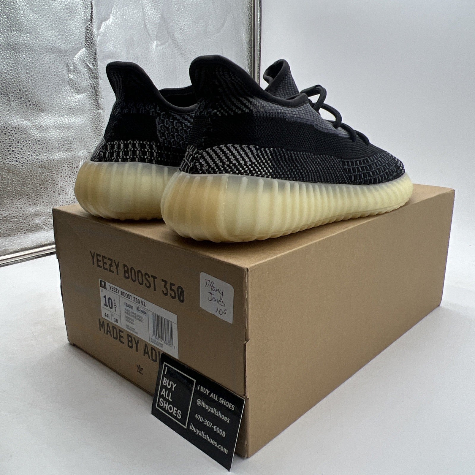 Size 10.5 - adidas Yeezy Boost 350 V2 Low Carbon (FZ5000)