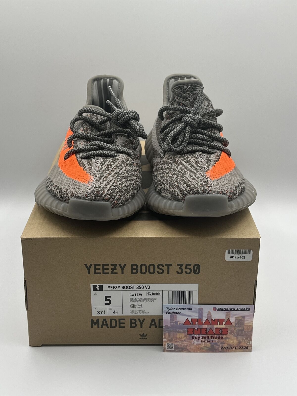 Size 5 - adidas Yeezy Boost 350 V2 Beluga Reflective