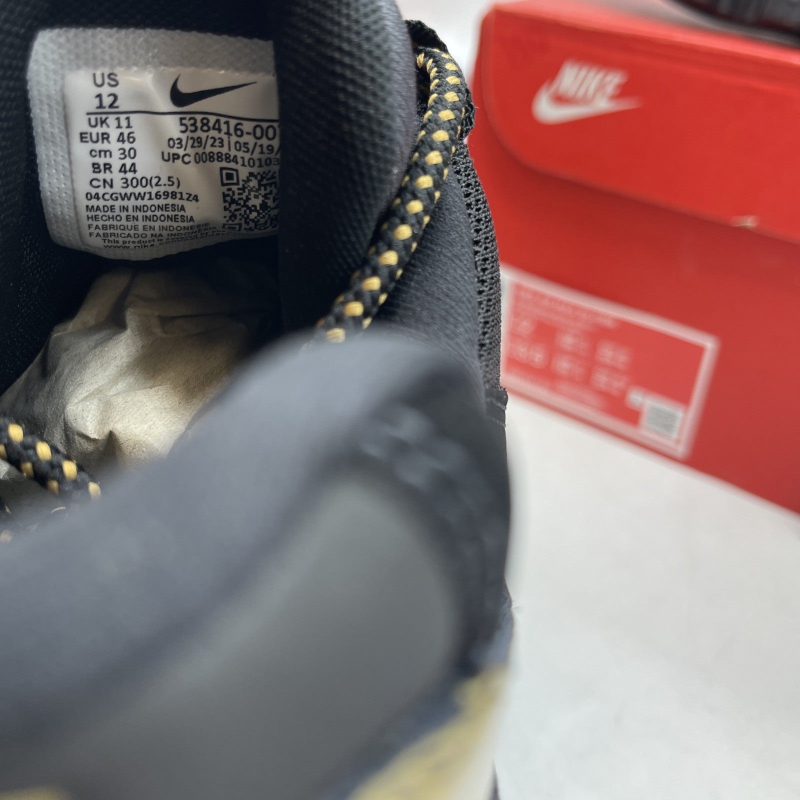 Size 12 - Nike Air Max 95 Premium Metallic Gold (538416-007)