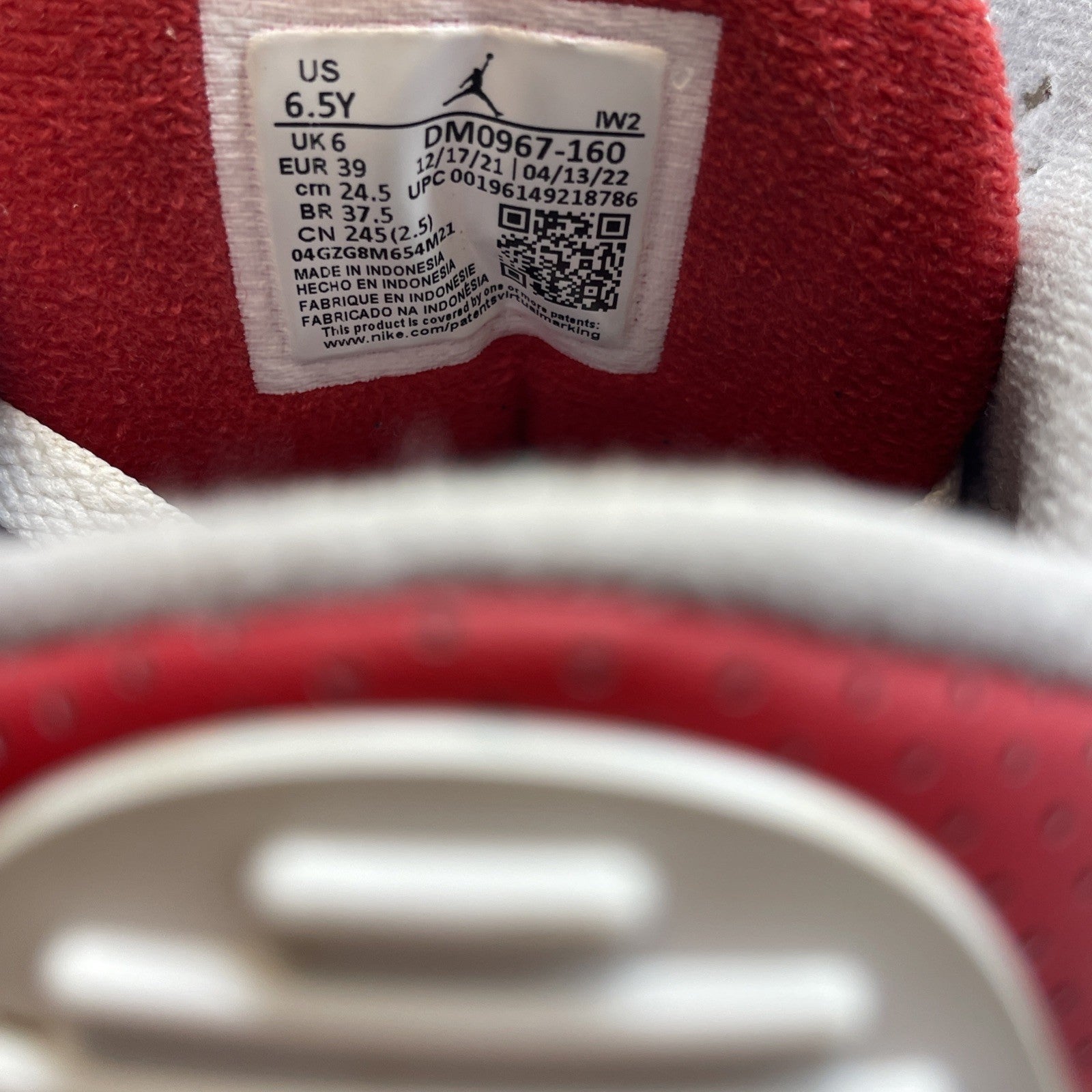 Size 6.5Y  (GS) - Jordan 3 Retro 2022 Mid Fire Red Grey White (DM0967-160)