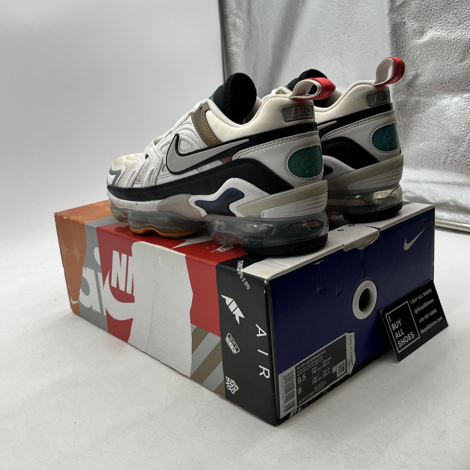 Size 9.5 - Nike Air VaporMax EVO Evolution of Icons (DC9113-100)