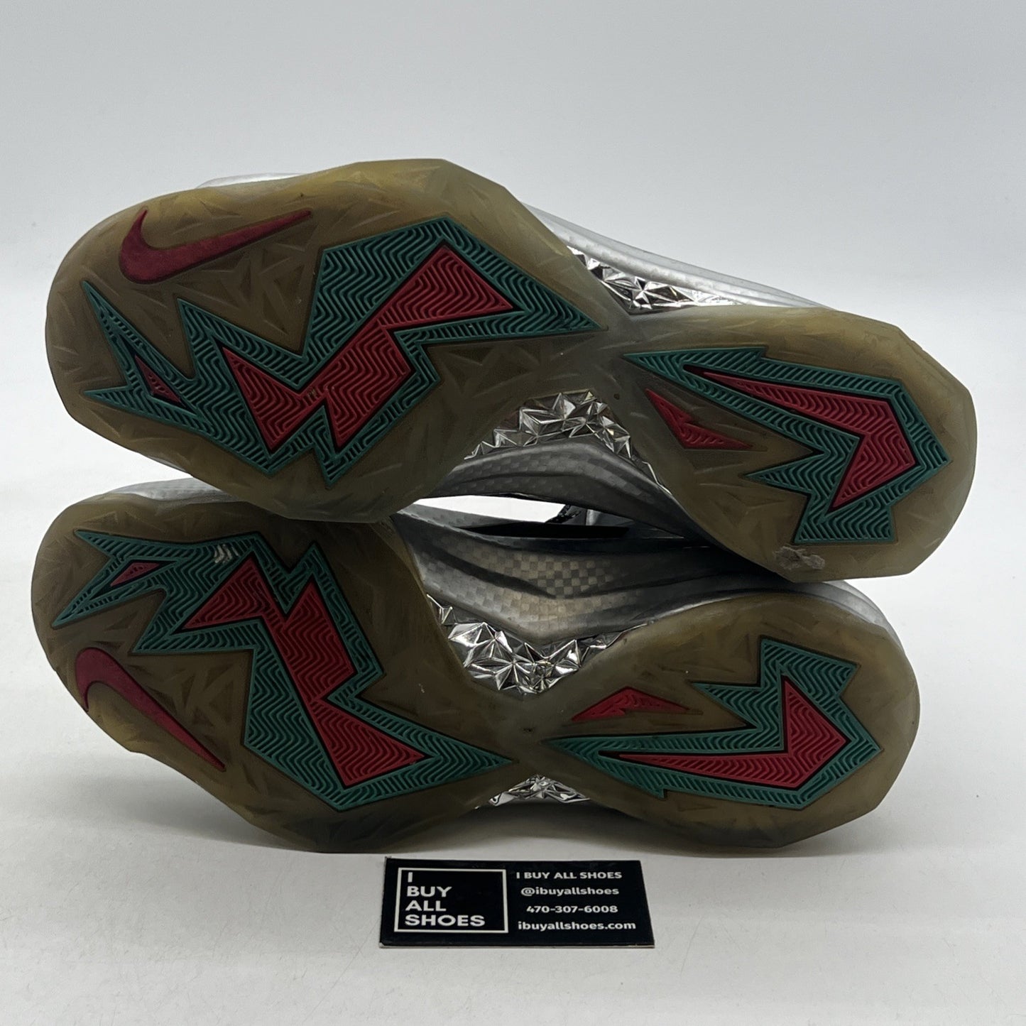 Size 11 - Nike Chuck Posite Metallic Silver (684758-001)