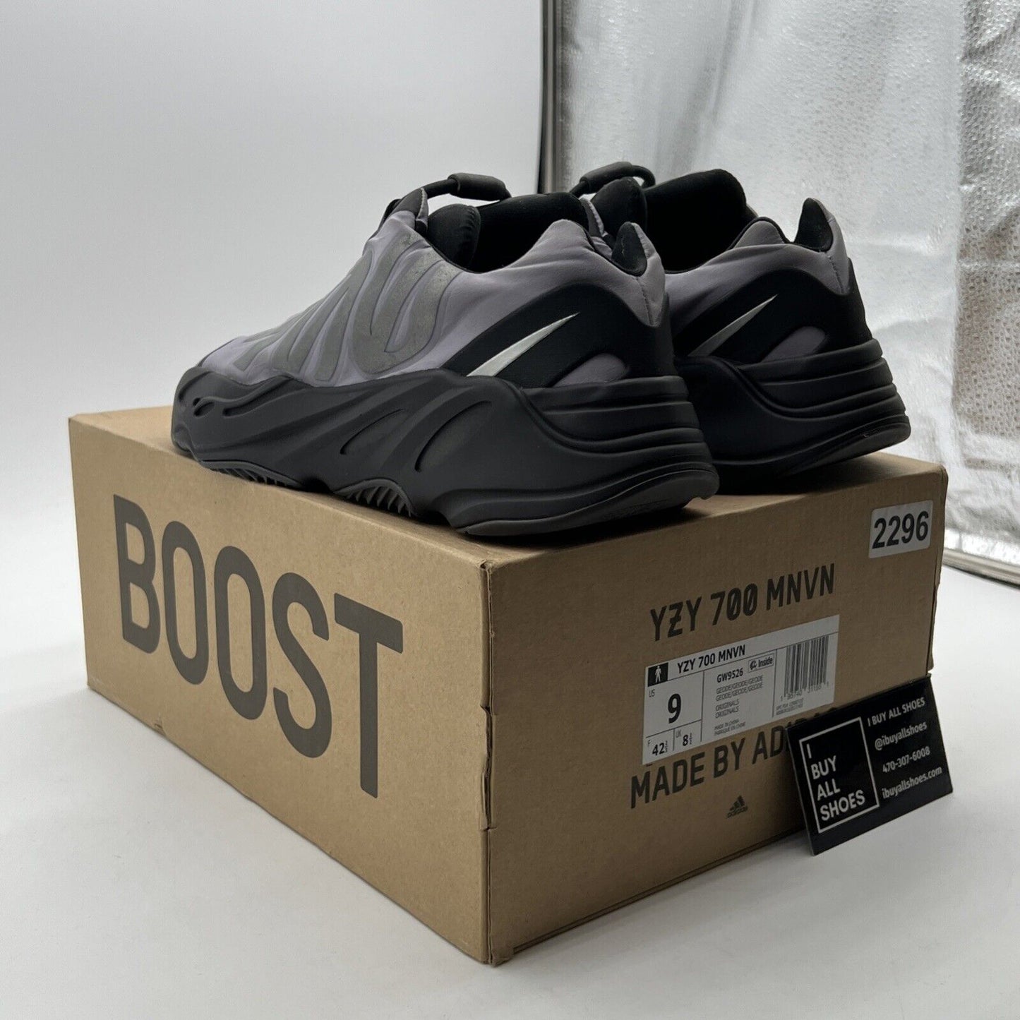 Size 9 - Adidas Yeezy Boost 700 MNVN Geode (GW9526)