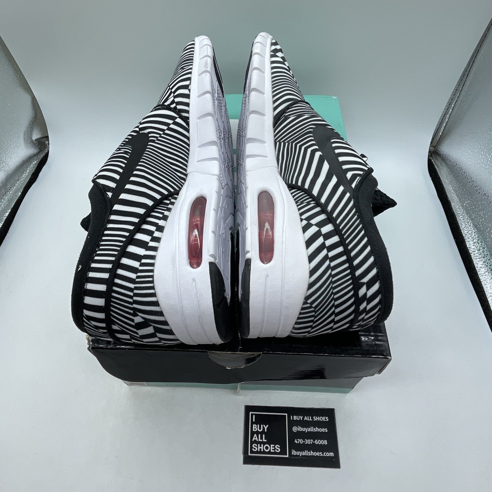 Size 11 - Nike SB Stefan Janoski Max Black (745955-100)