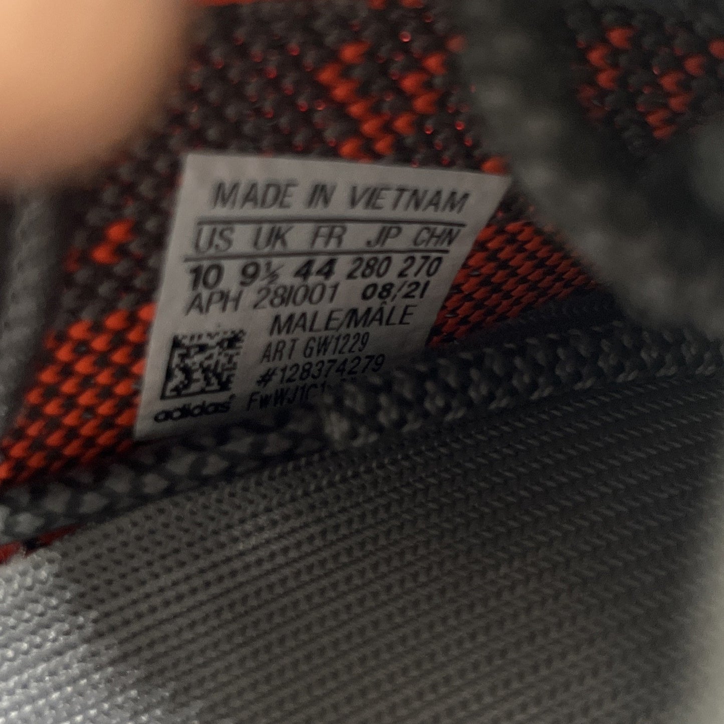 Size 10 - adidas Yeezy Boost 350 V2 Low Beluga Reflective (GW1229)