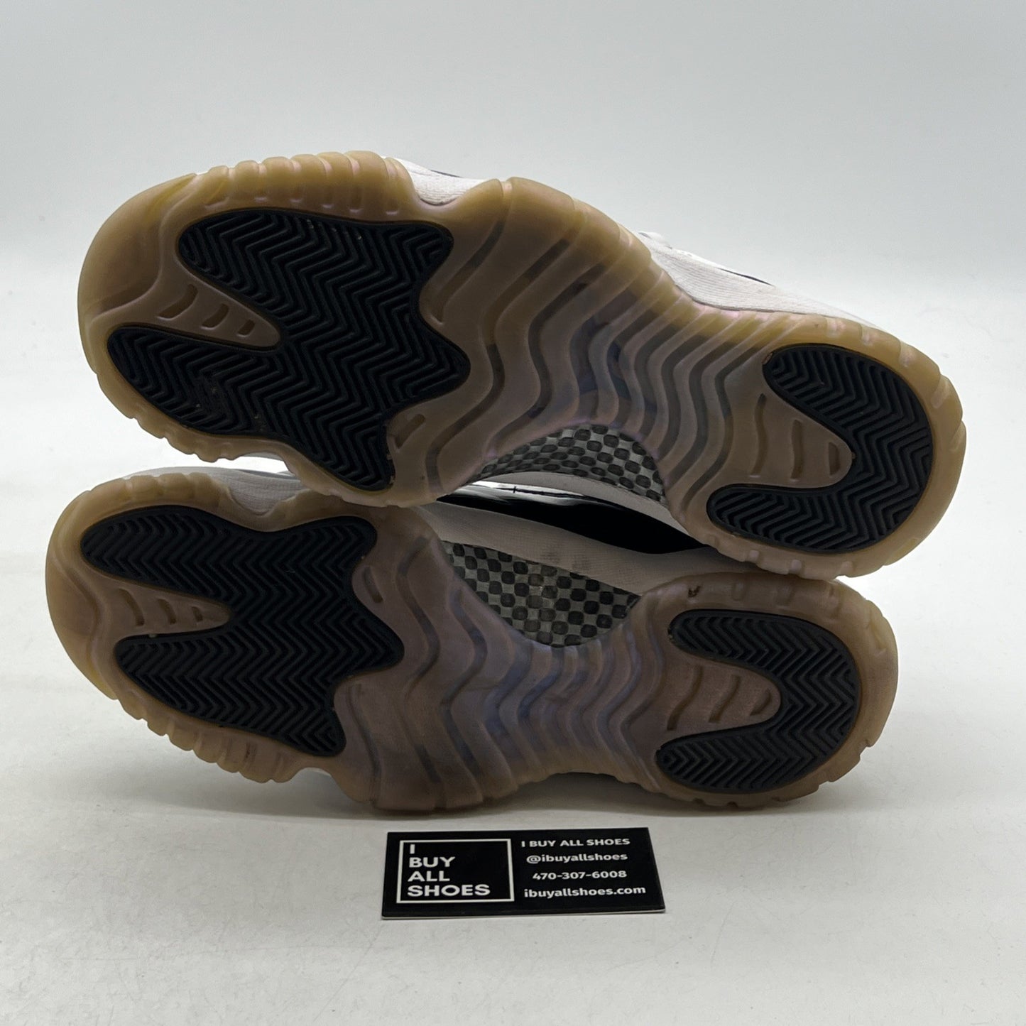 Size 9 - Air Jordan 11 Retro Low Emerald (DH6933-100)