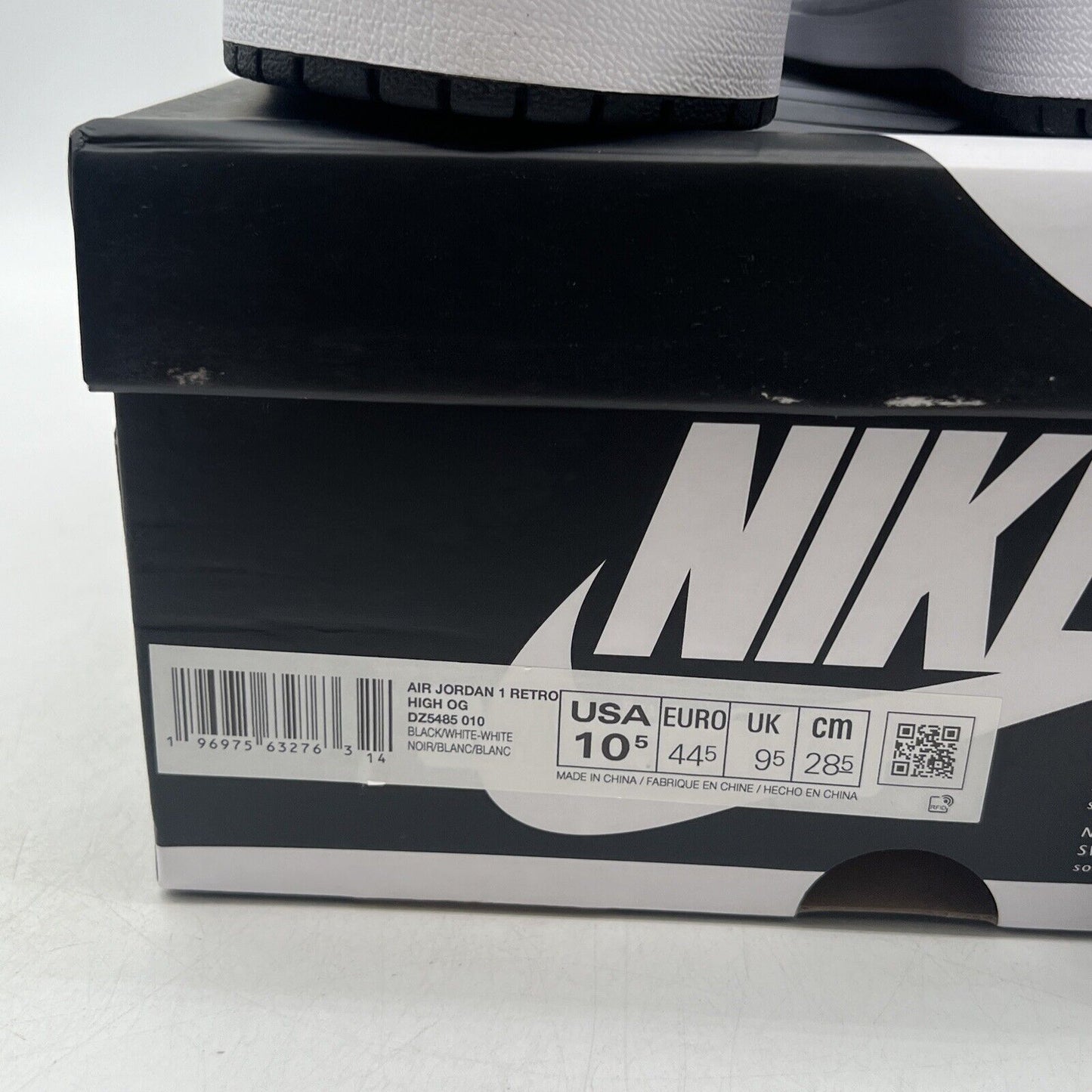 Size 10.5 - Air Jordan 1 Retro OG High Black White 2.0 (DZ5485-010)