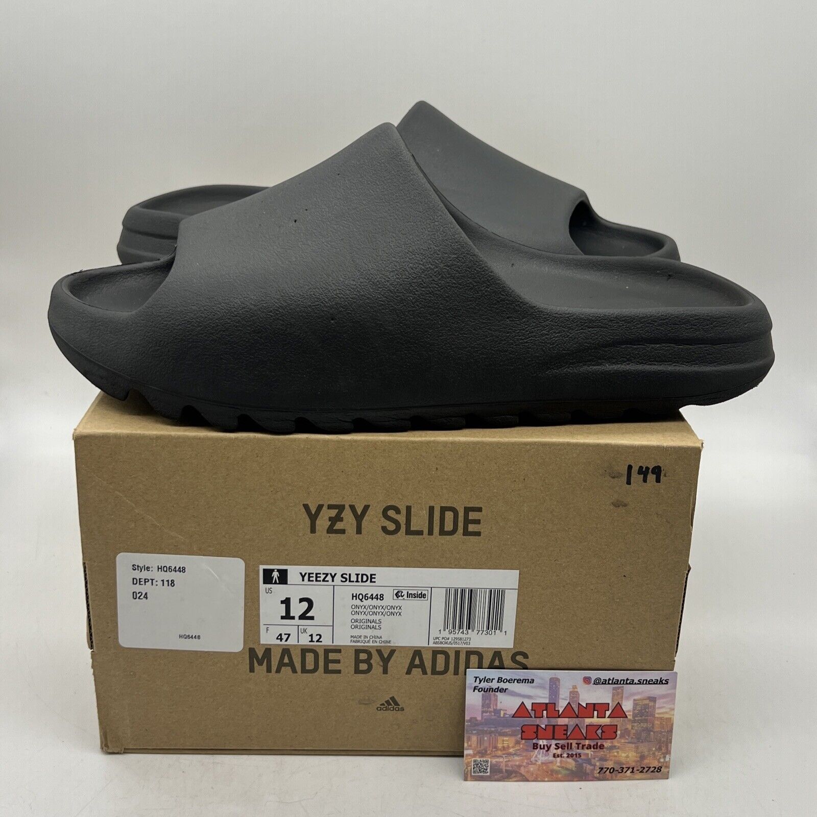 YEEZY SLIDE ONYX HQ6448 MENS SIZE 12 (HQ6448)