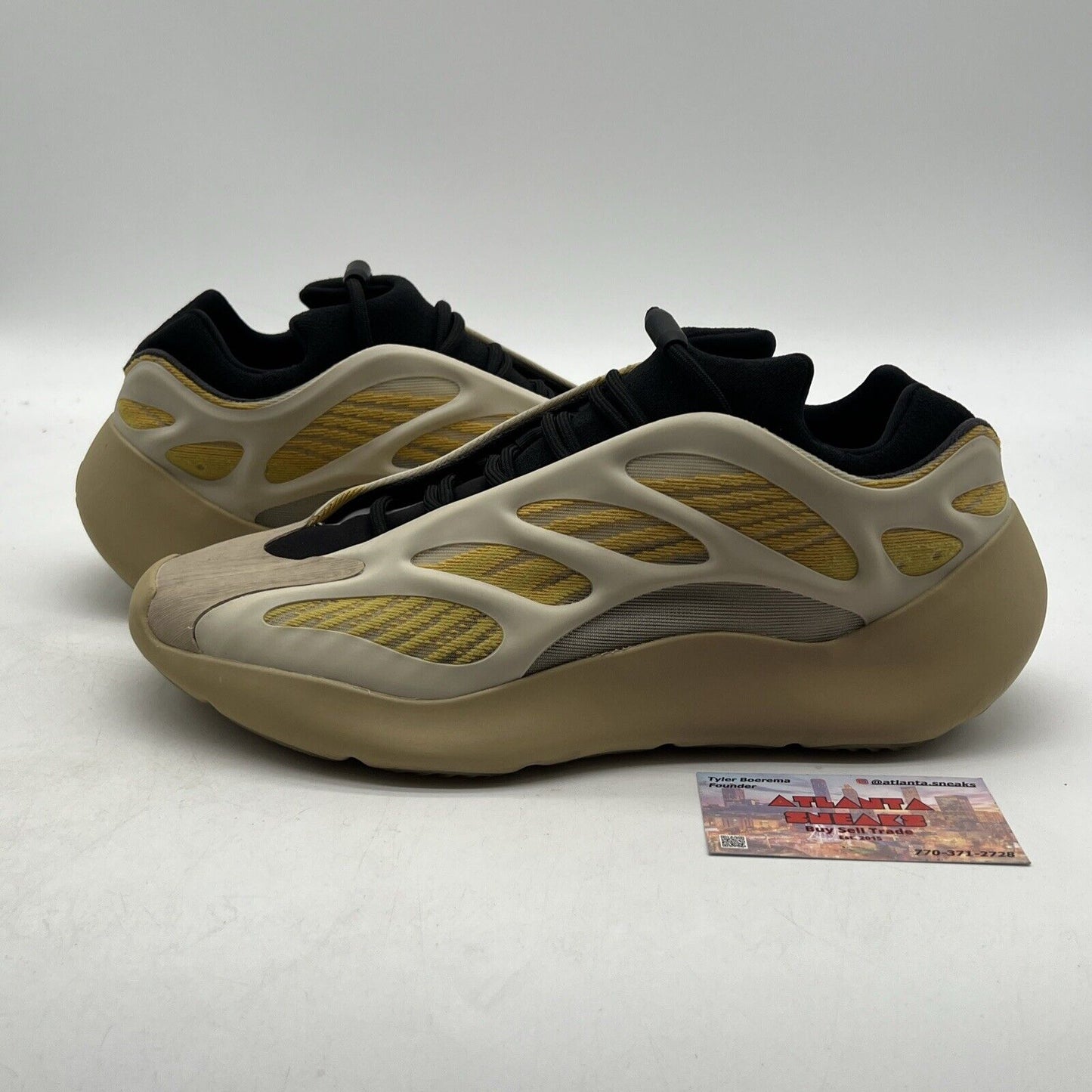 Size 11 - adidas Yeezy 700 V3 Safflower (G54853)