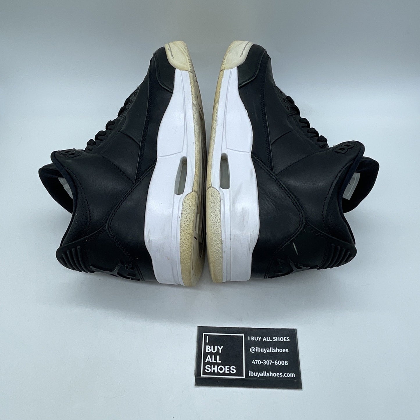 Size 9.5 - Air Jordan 3 Retro Cyber Monday (136064-020)