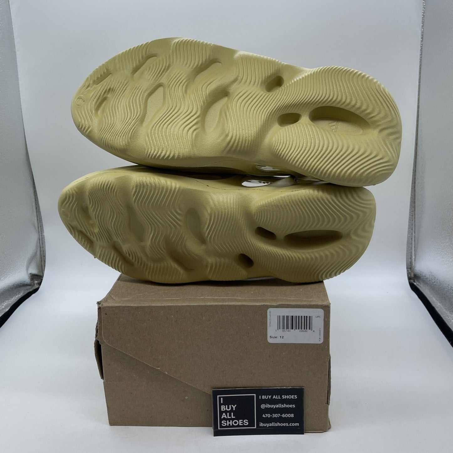 Size 12 - Adidas Yeezy Foam Runner Sulfur 2022 Yellow (GV6775)