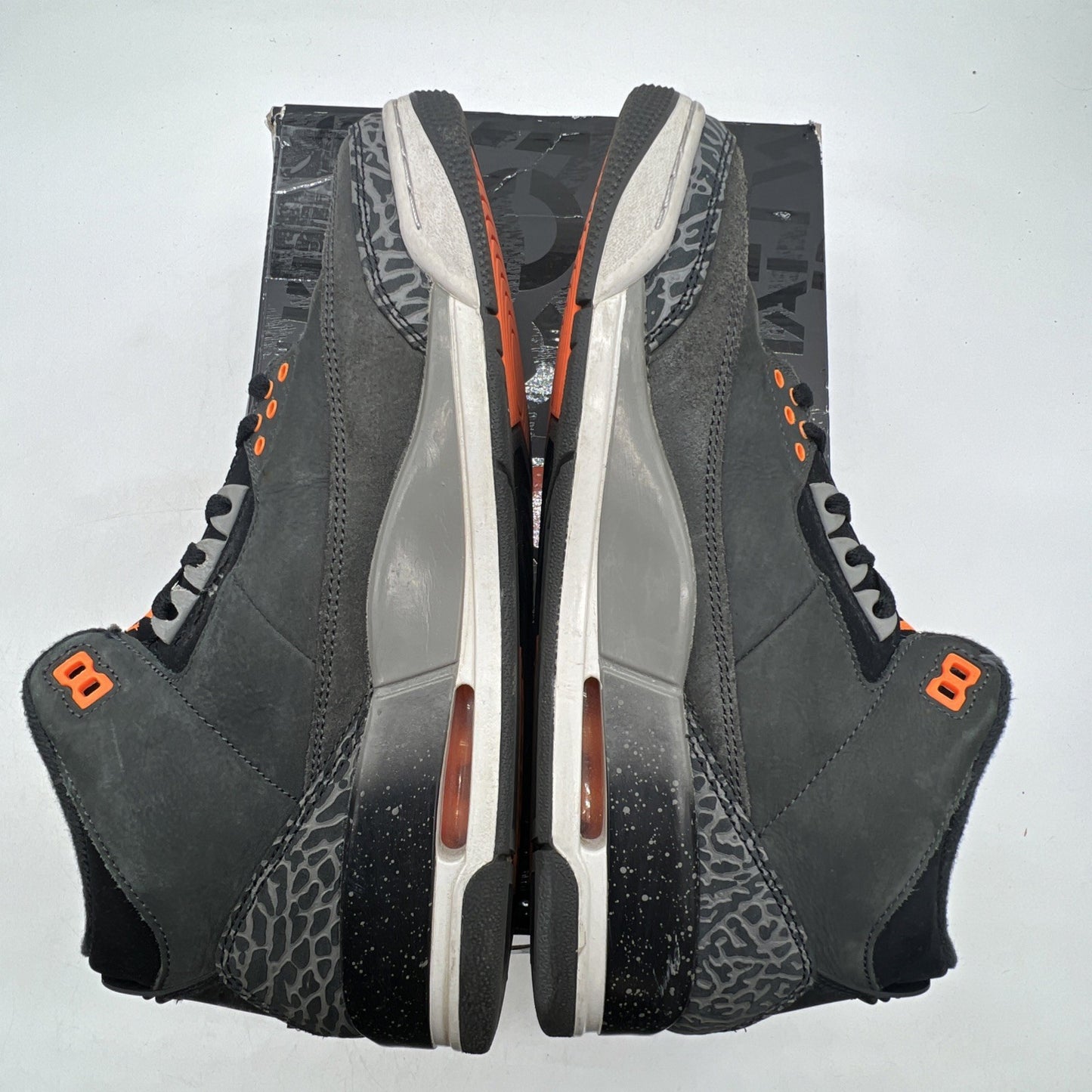 Size 10 - Air Jordan 3 Retro 2023 Mid Fear (CT8532-080)