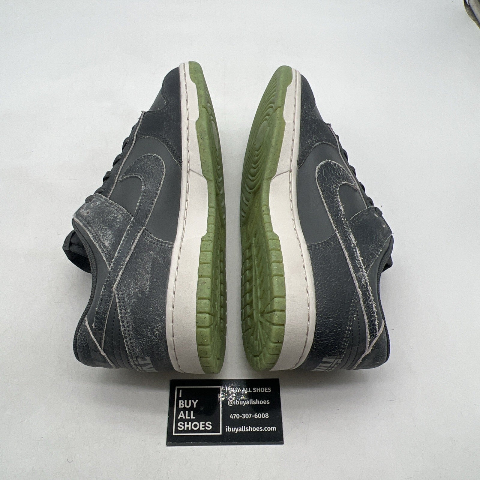 Size 12 - Nike Dunk SE Low Halloween - Cauldron (DQ7681-001)