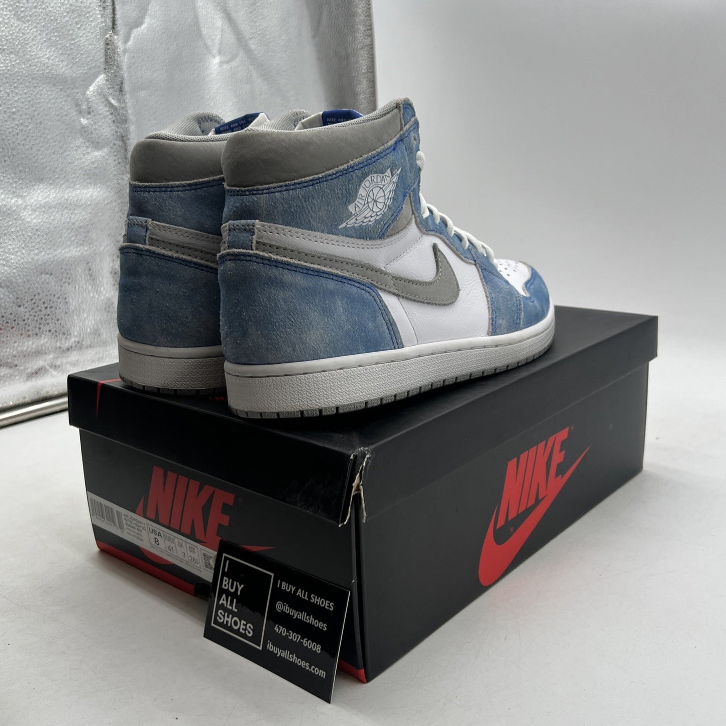 Size 8 - Air Jordan 1 Retro OG High Hyper Royal (555088-402)