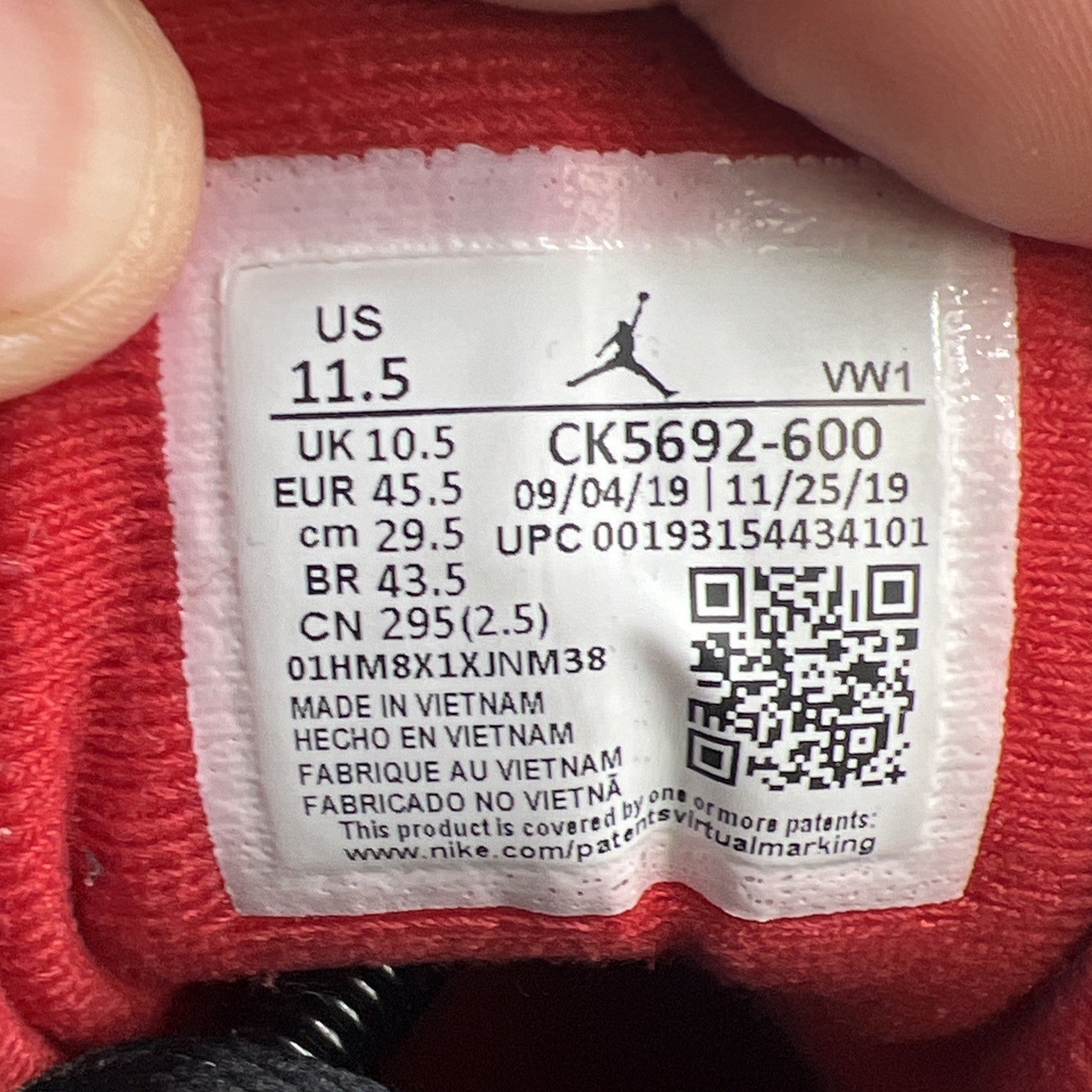 Size 11.5 - Air Jordan 3 Retro SE Mid Unite (CK5692-600)