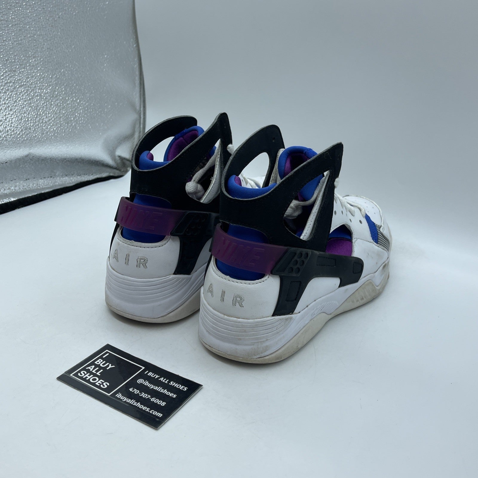 Size 9.5 - Nike Air Flight Huarache PRM QS 2014 OG (686203-100)