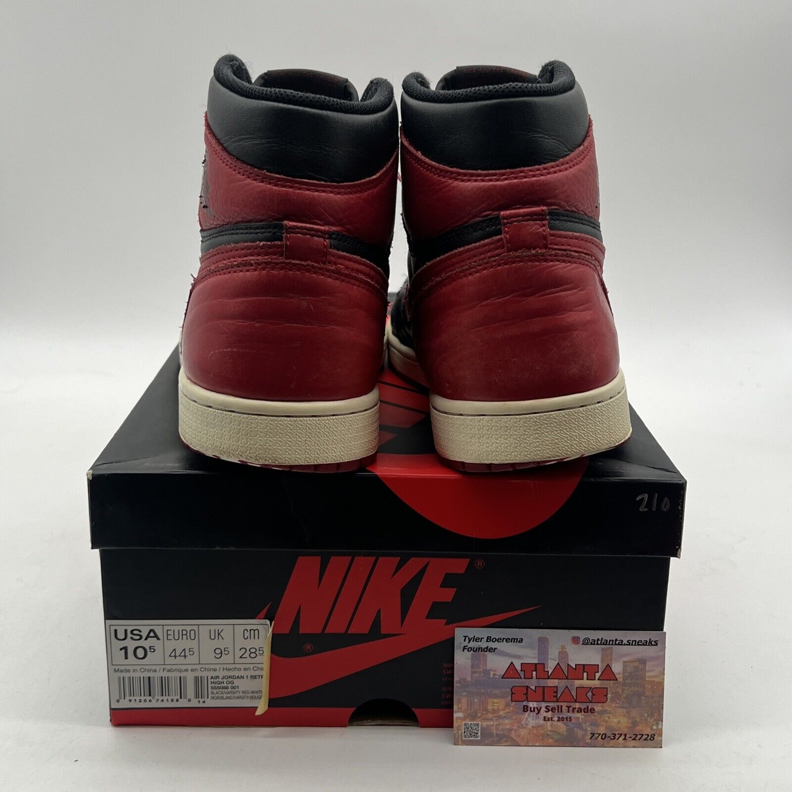 Size 10.5 - Jordan 1 Retro OG High Banned, Bred (555088-001)