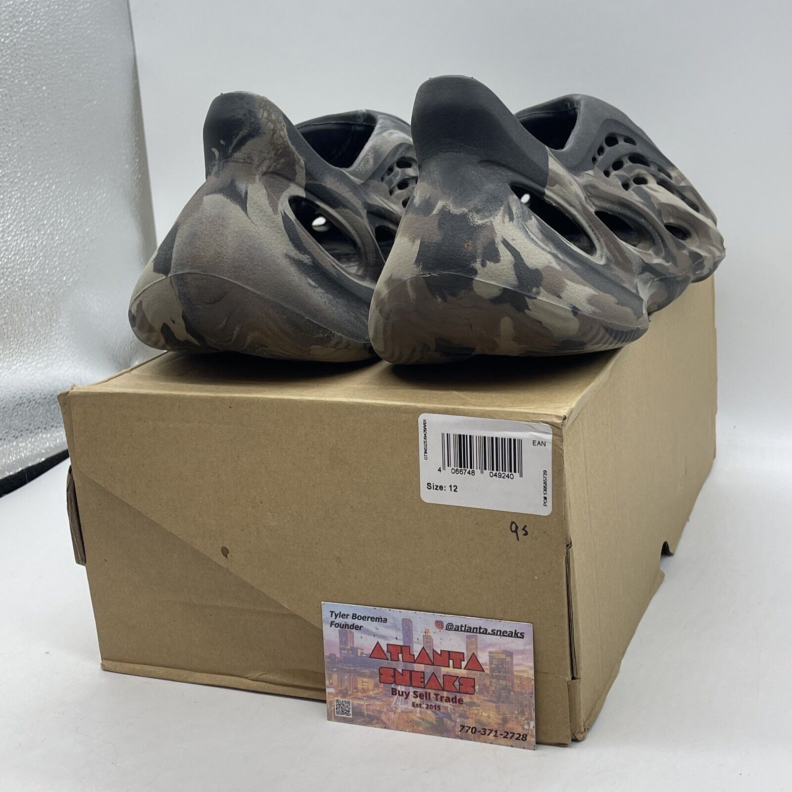 Size 12 - Adidas Yeezy Foam Runner Mx Cinder Black Grey Brown (ID4126)