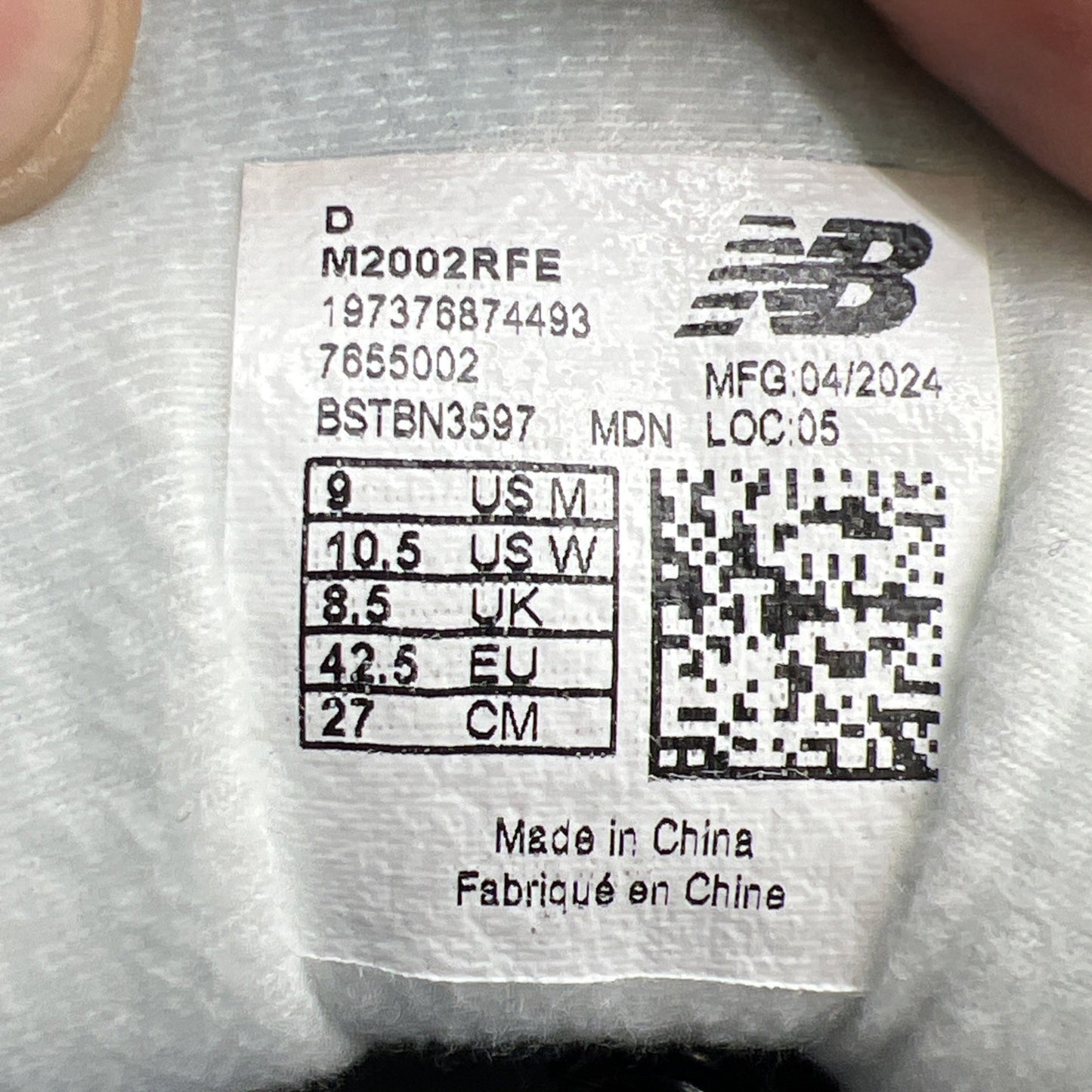 Size 9 - New Balance 2002R Agate (M2002RFE)