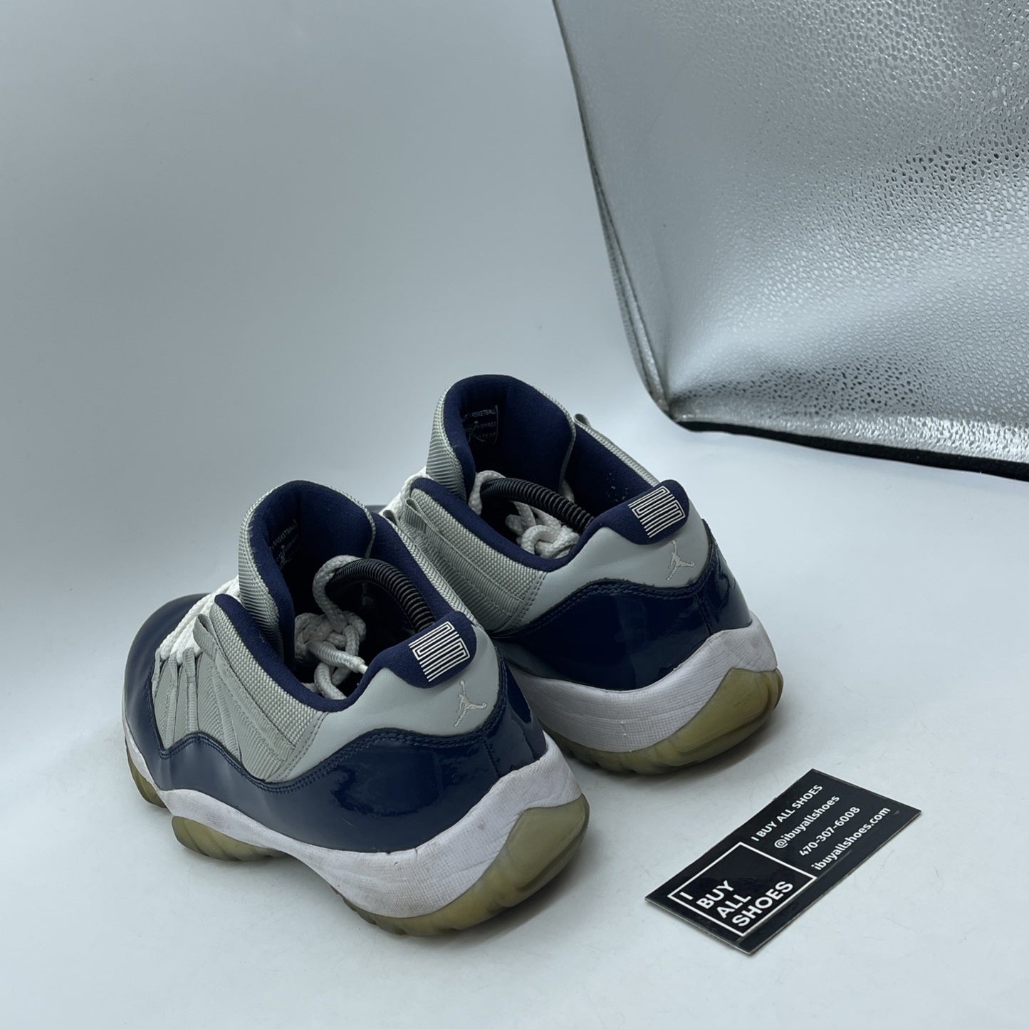 Size 10.5 - Air Jordan 11 Retro Low Georgetown (528895-007)