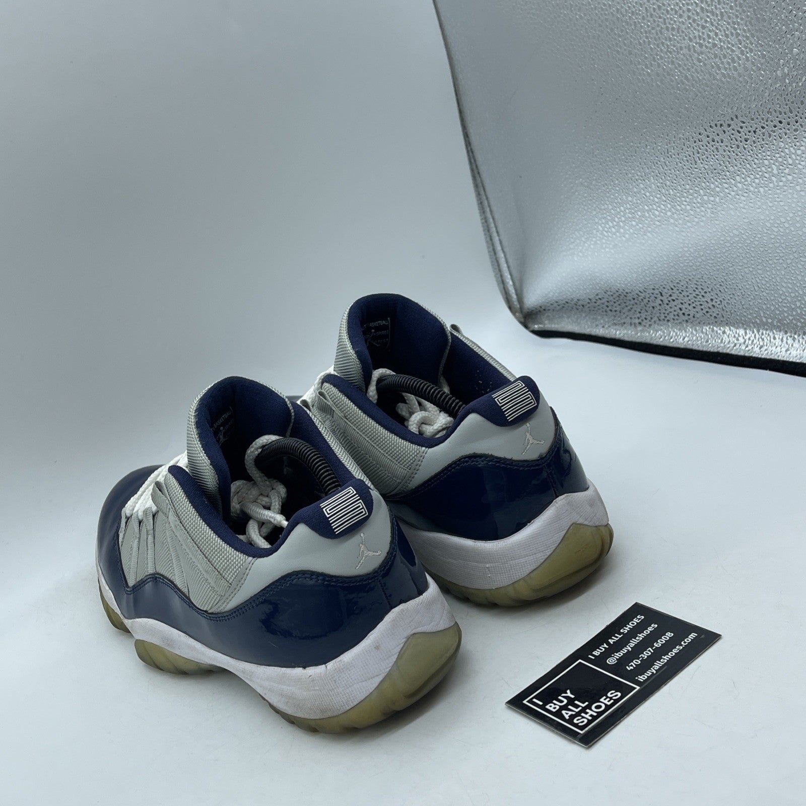 Size 10.5 - Air Jordan 11 Retro Low Georgetown (528895-007)