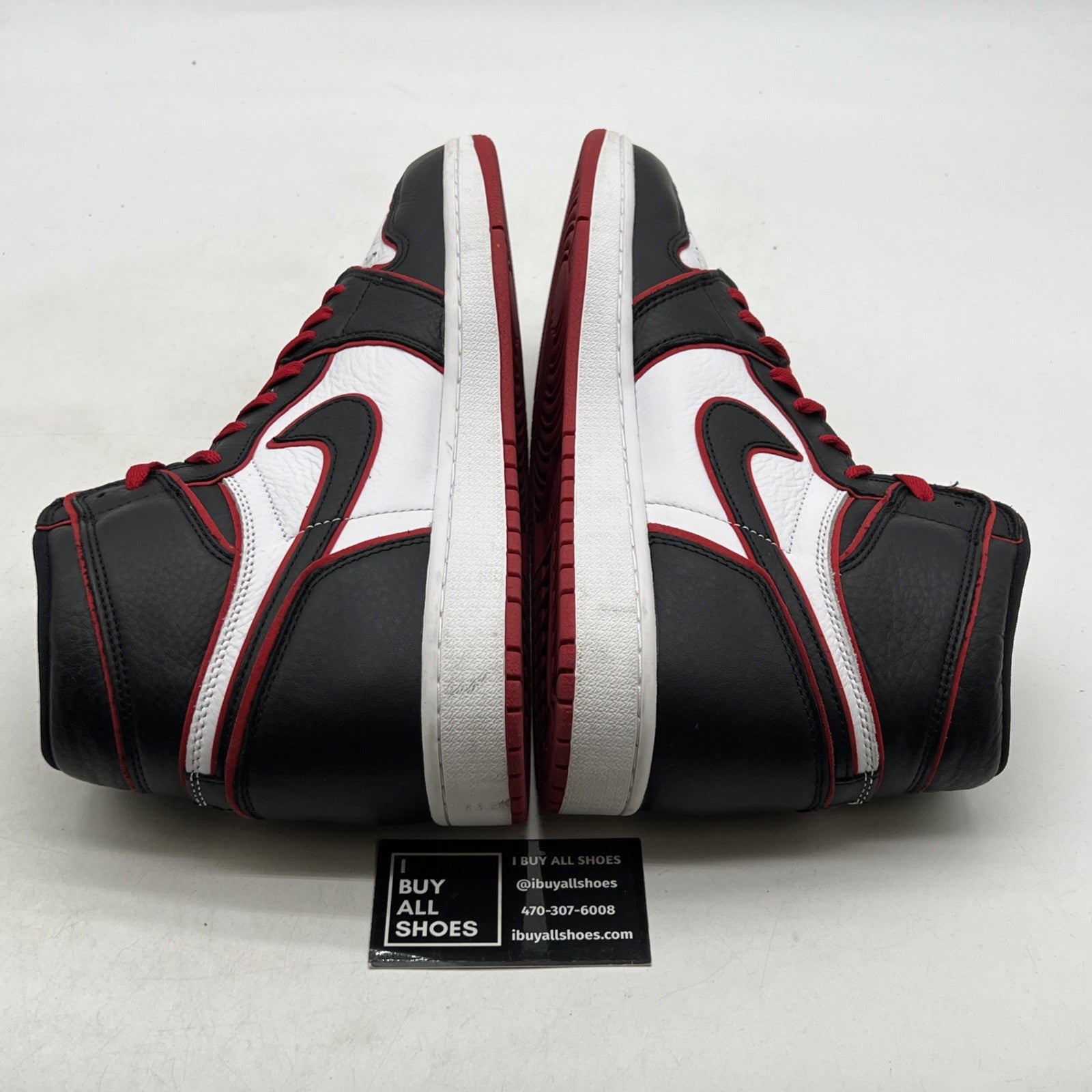 Size 12 - Air Jordan 1 Retro High OG Bloodline 2019 (555088-062)