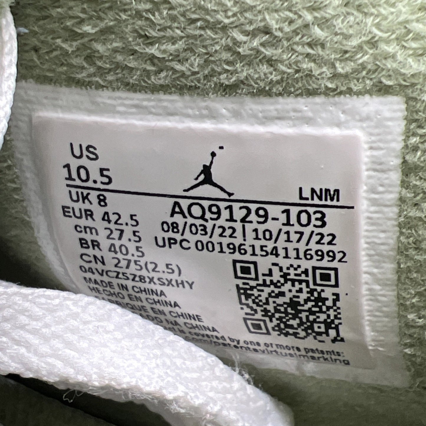 Size 10.5 - Air Jordan 4 Retro Mid Seafoam W (AQ9129-103)