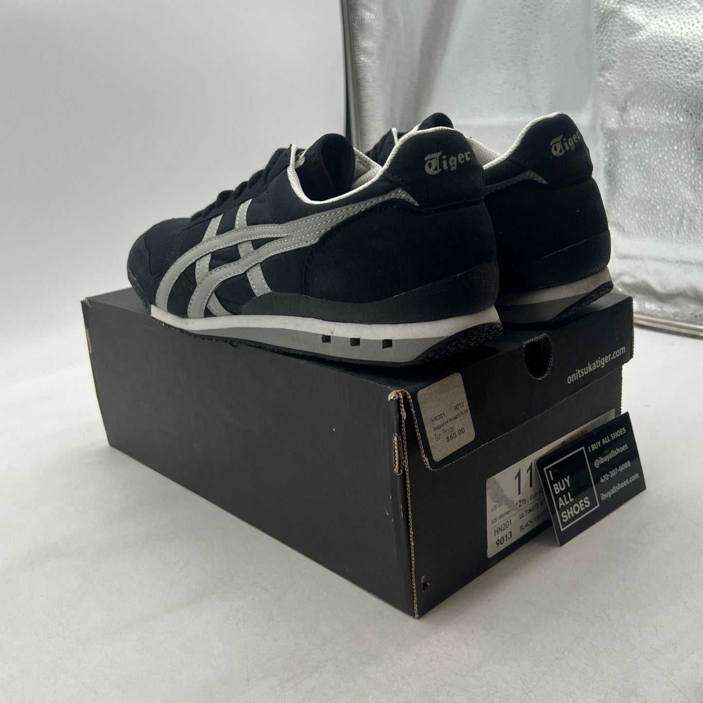 Size 11 - Onitsuka Tiger SERRANO Sneakers Unisex Black / Light Grey (HN201-9013)