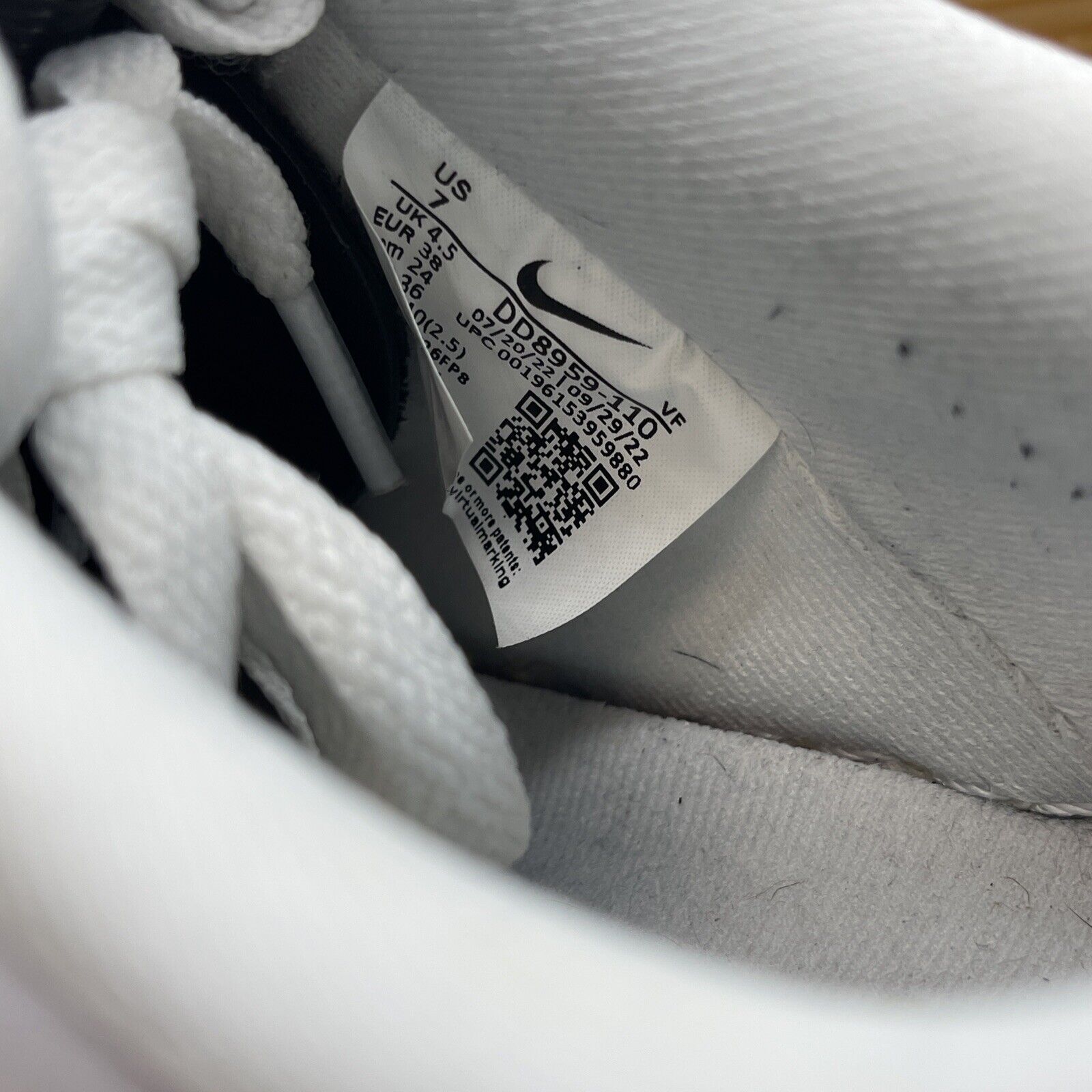 Size 7W - Nike Air Force 1 '07 White Stadium Green Leather Suede (DD8959-110)