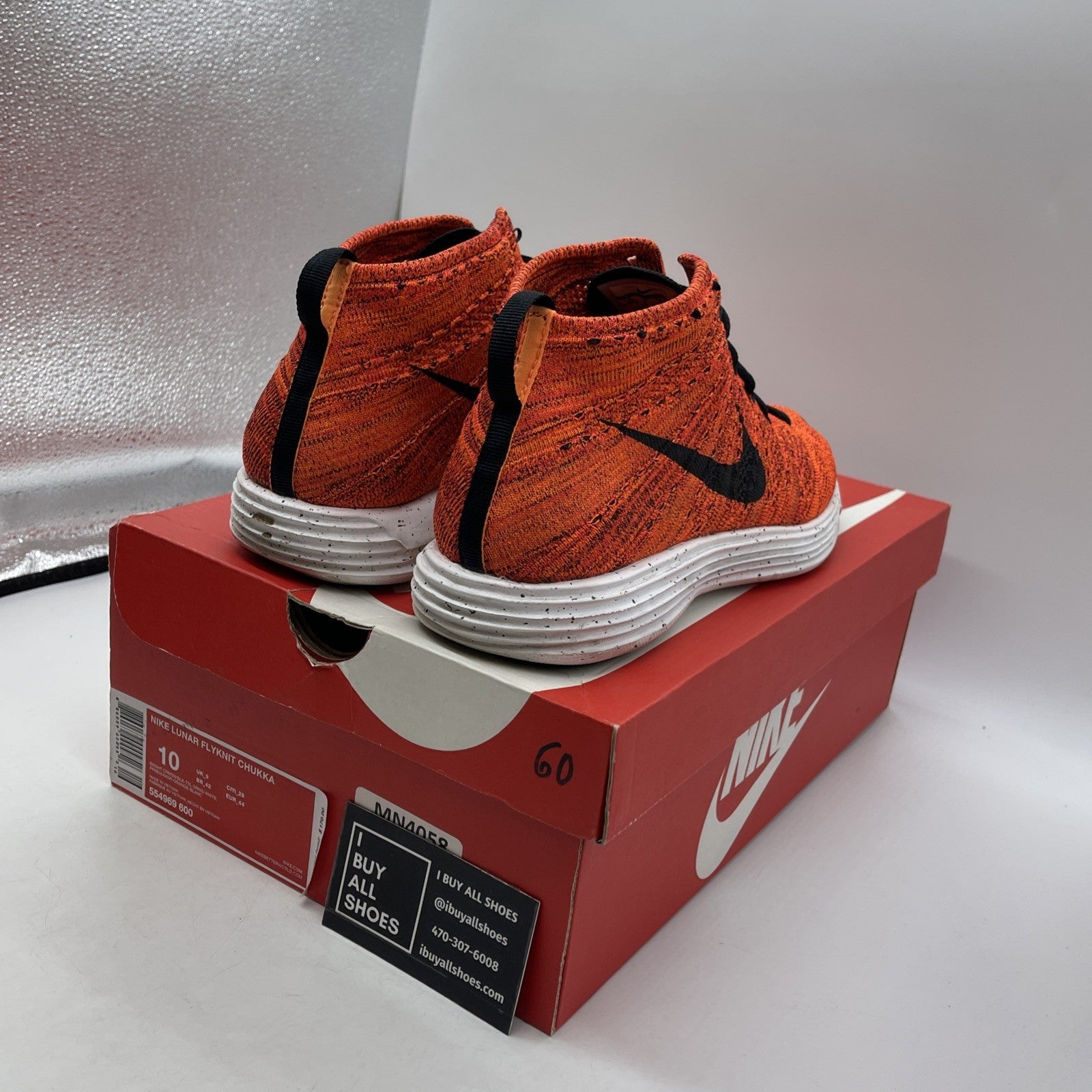 Size 10 - nike flyknit chukka Lunarlon (554969-500)