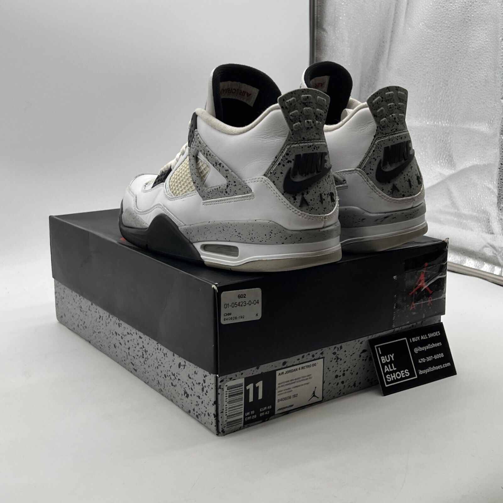 Size 11 - Air Jordan 4 Retro OG Mid White Cement (840606-192)