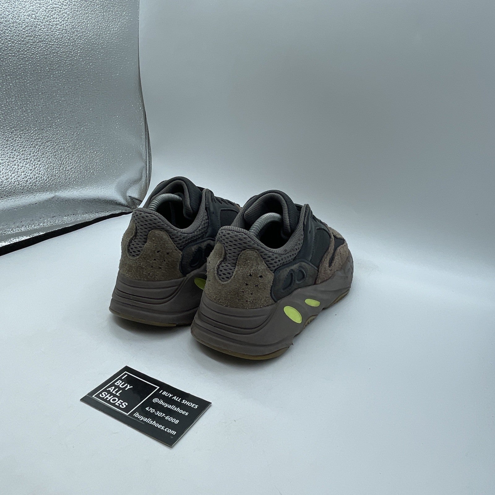 Size 8.5 - adidas Yeezy Boost 700 V1 Mauve Brown Suede Leather (EE9614)