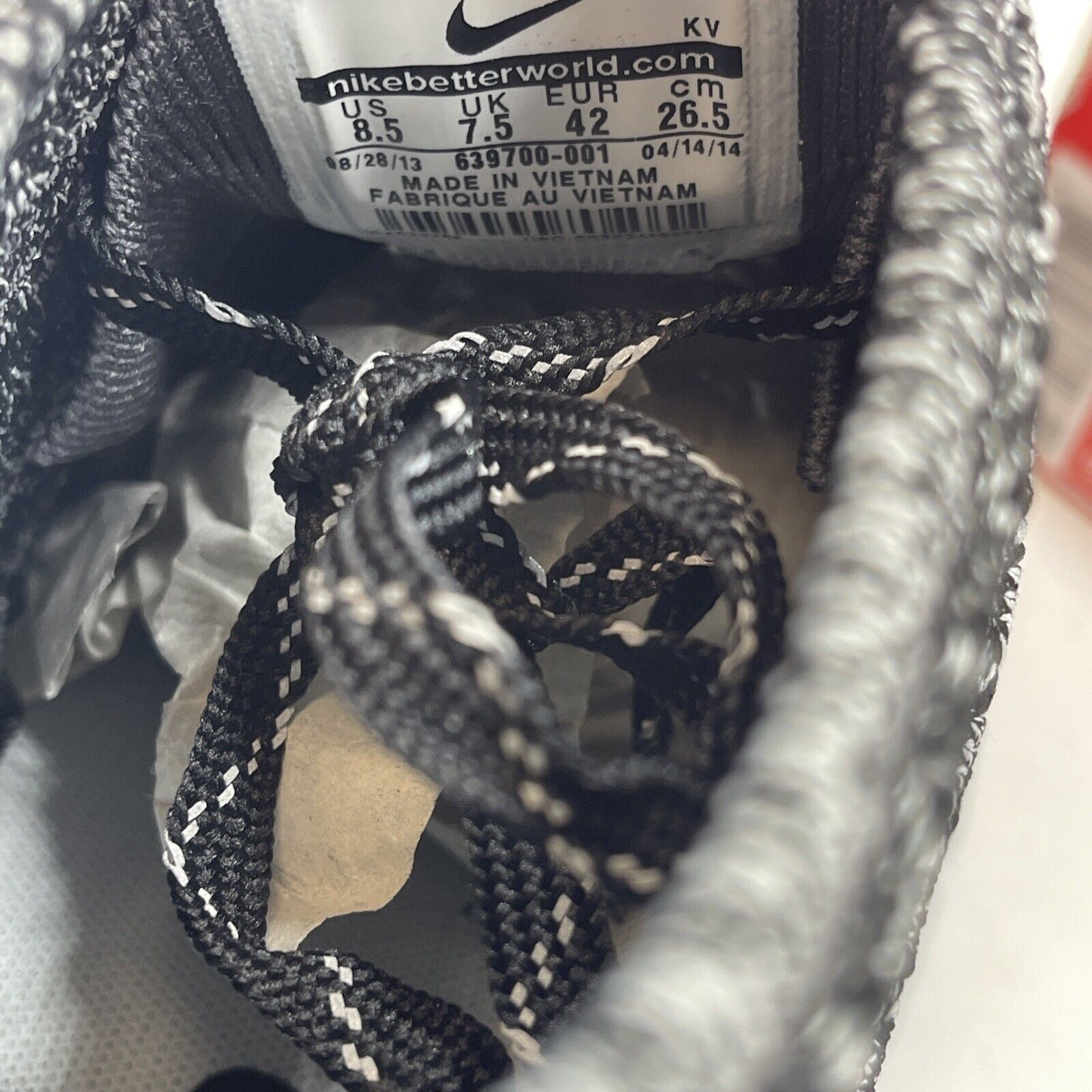 Size 8.5 - Nike Free Flyknit Chukka Black White Suede Lester (639700-001)