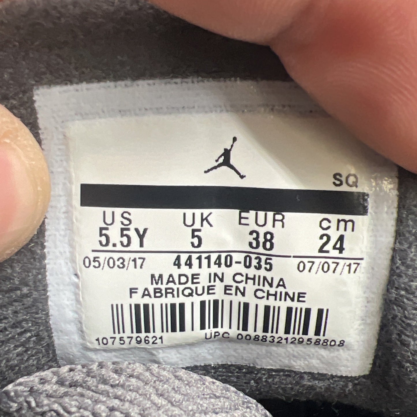 Size 5.5Y - Air Jordan 3 Retro Mid Anthracite (441140-035)