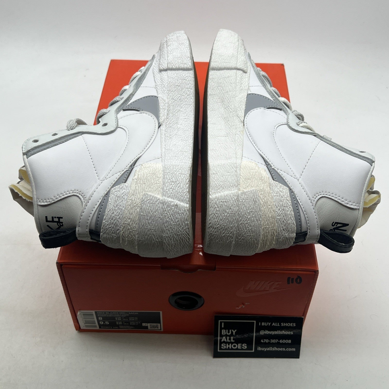 Size 8 - Nike sacai x Blazer Mid White Grey (BV0072-100)