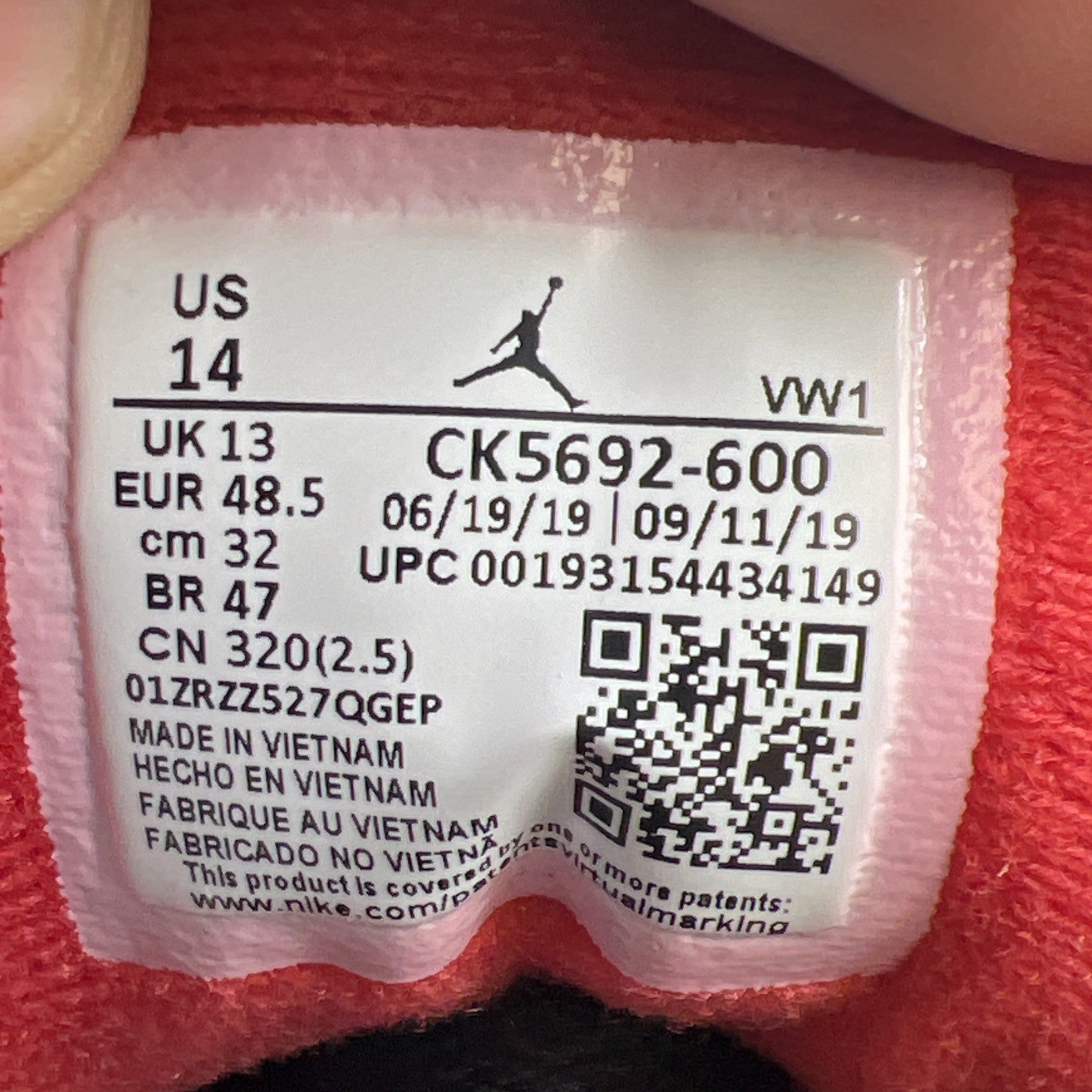 Size 14 - Air Jordan 3 Retro SE Mid Unite (CK5692-600)